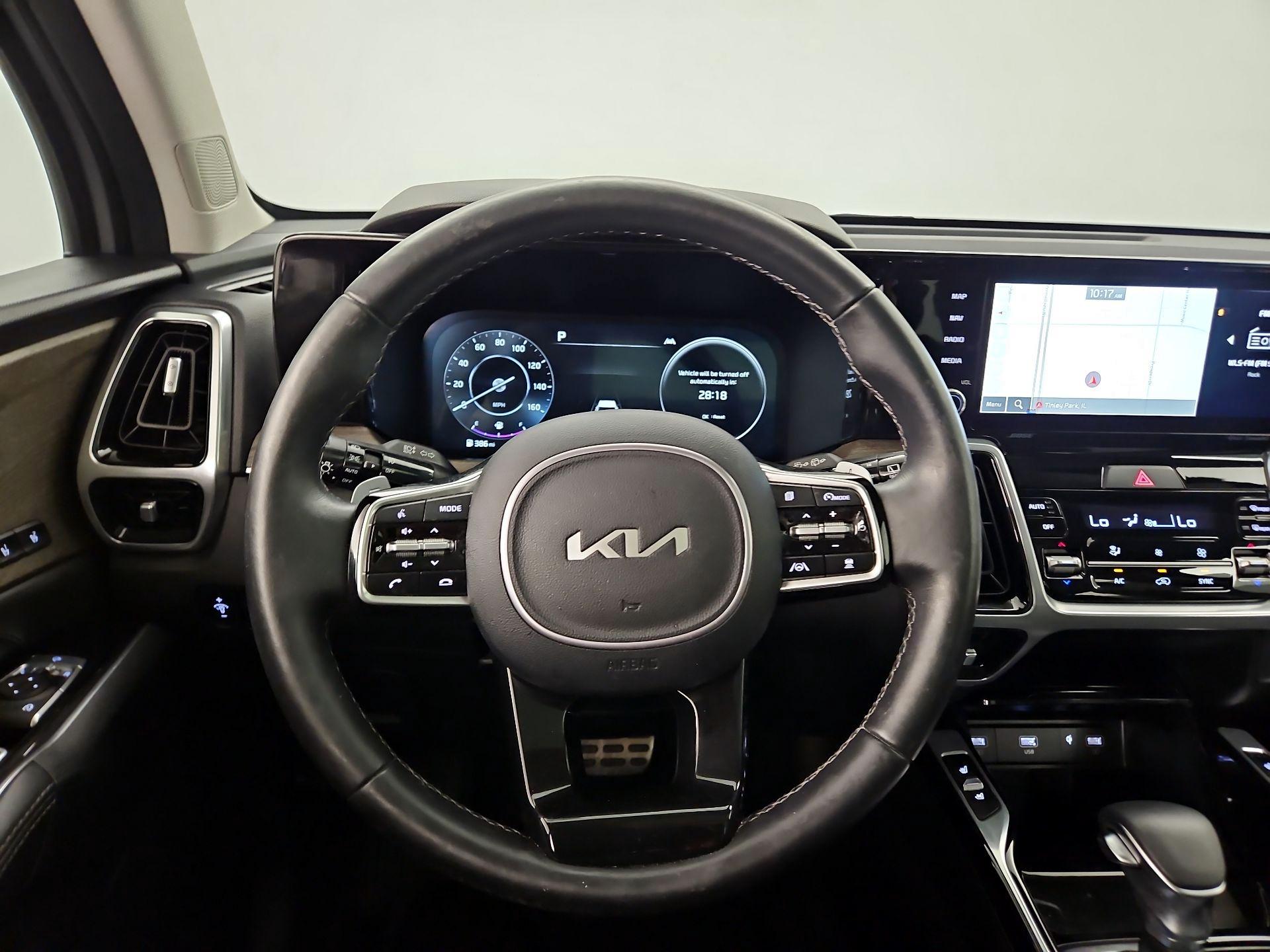 Thumbnail: 2023 Kia Sorento - 10