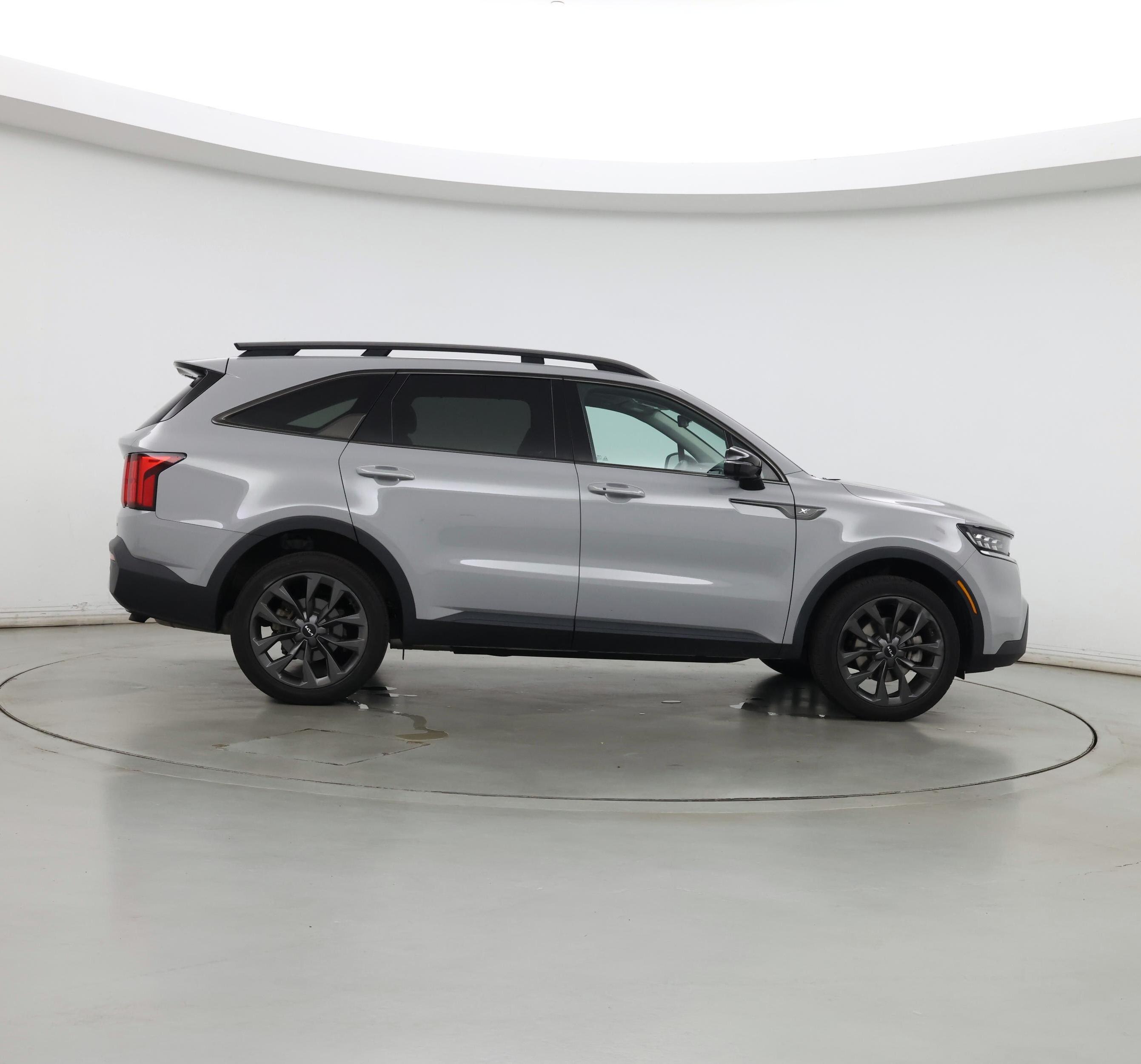 Thumbnail: 2023 Kia Sorento - 7