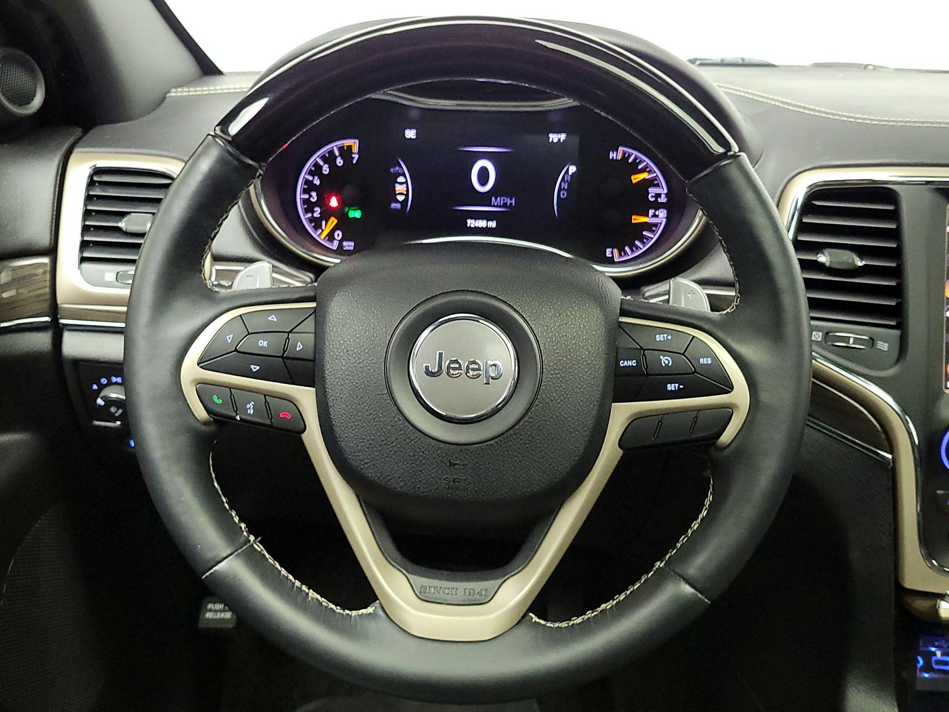 Thumbnail: 2017 Jeep Grand Cherokee - 10