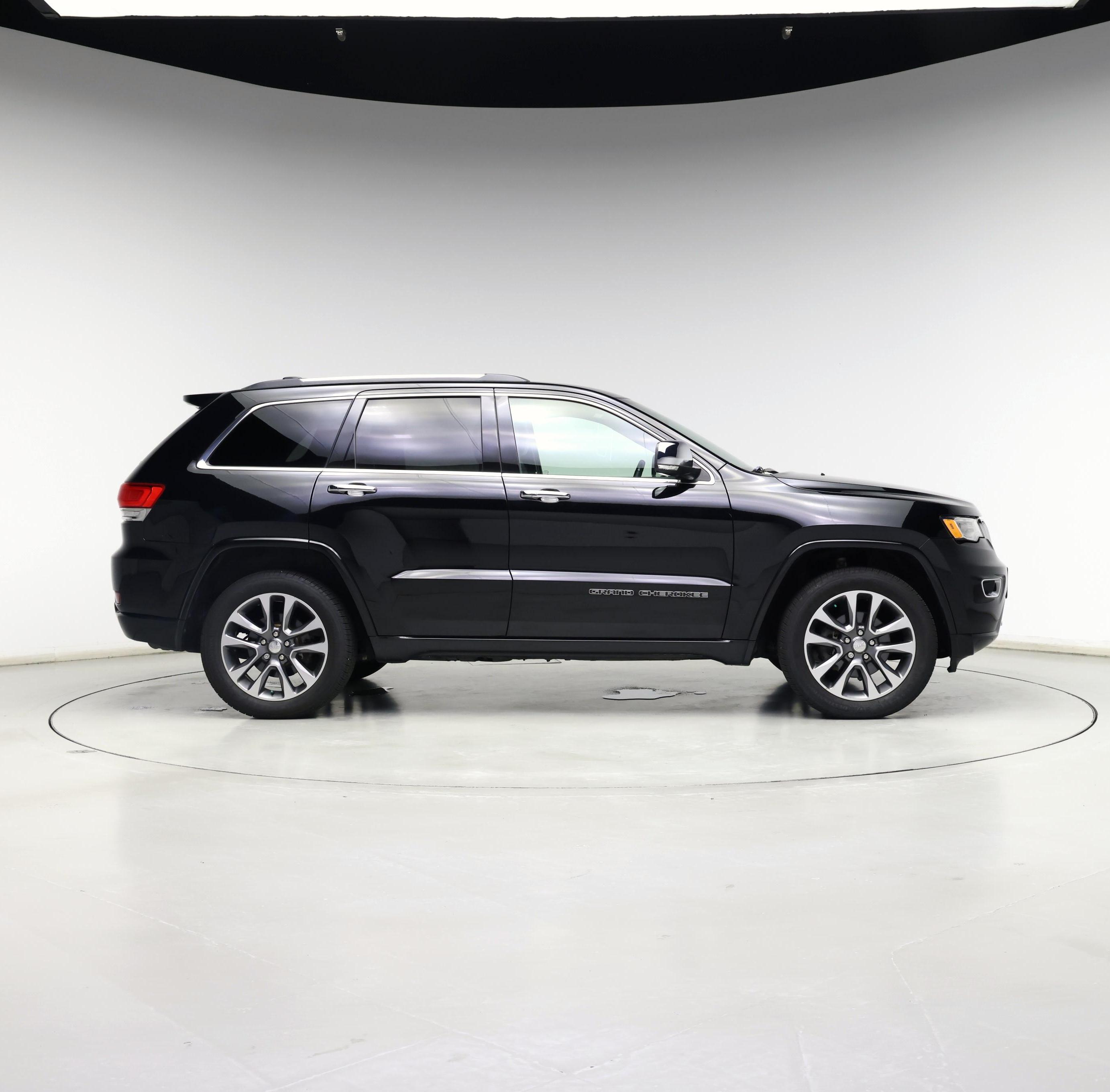 Thumbnail: 2017 Jeep Grand Cherokee - 7
