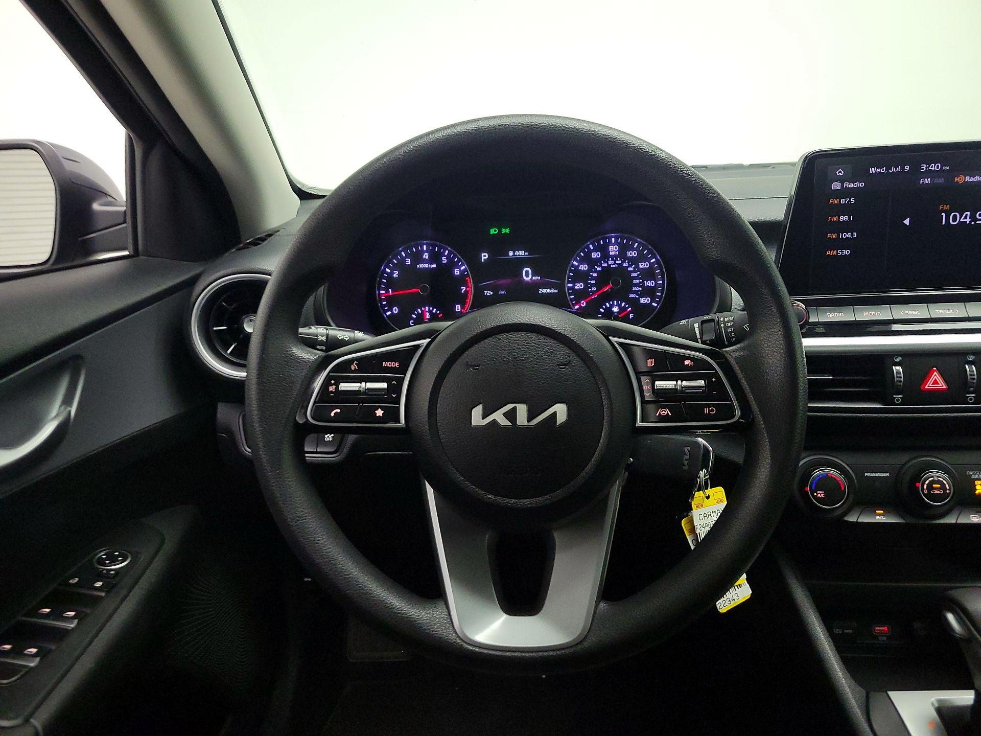 Thumbnail: 2023 Kia Forte - 10
