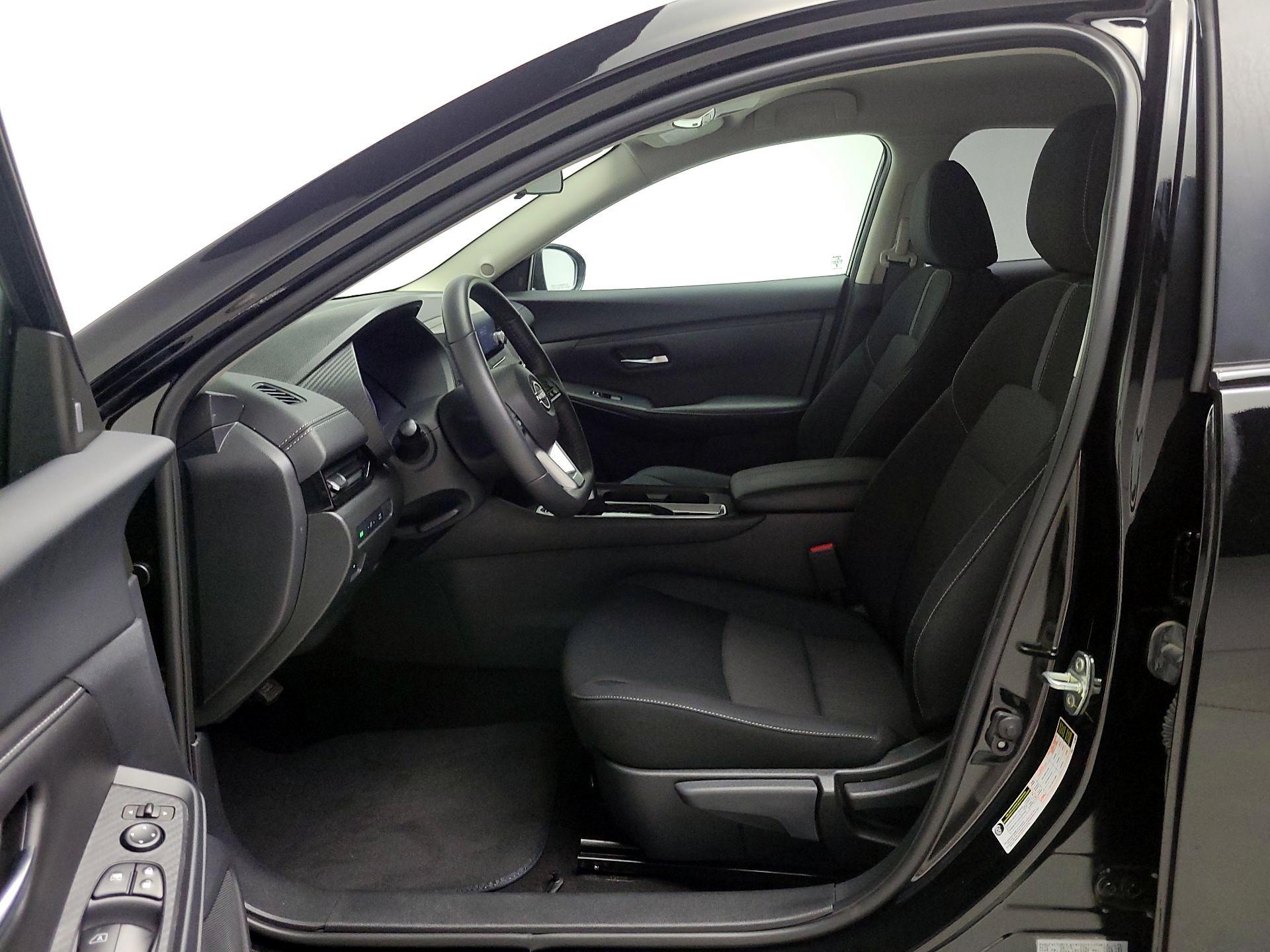 Thumbnail: 2024 Nissan Sentra - 11