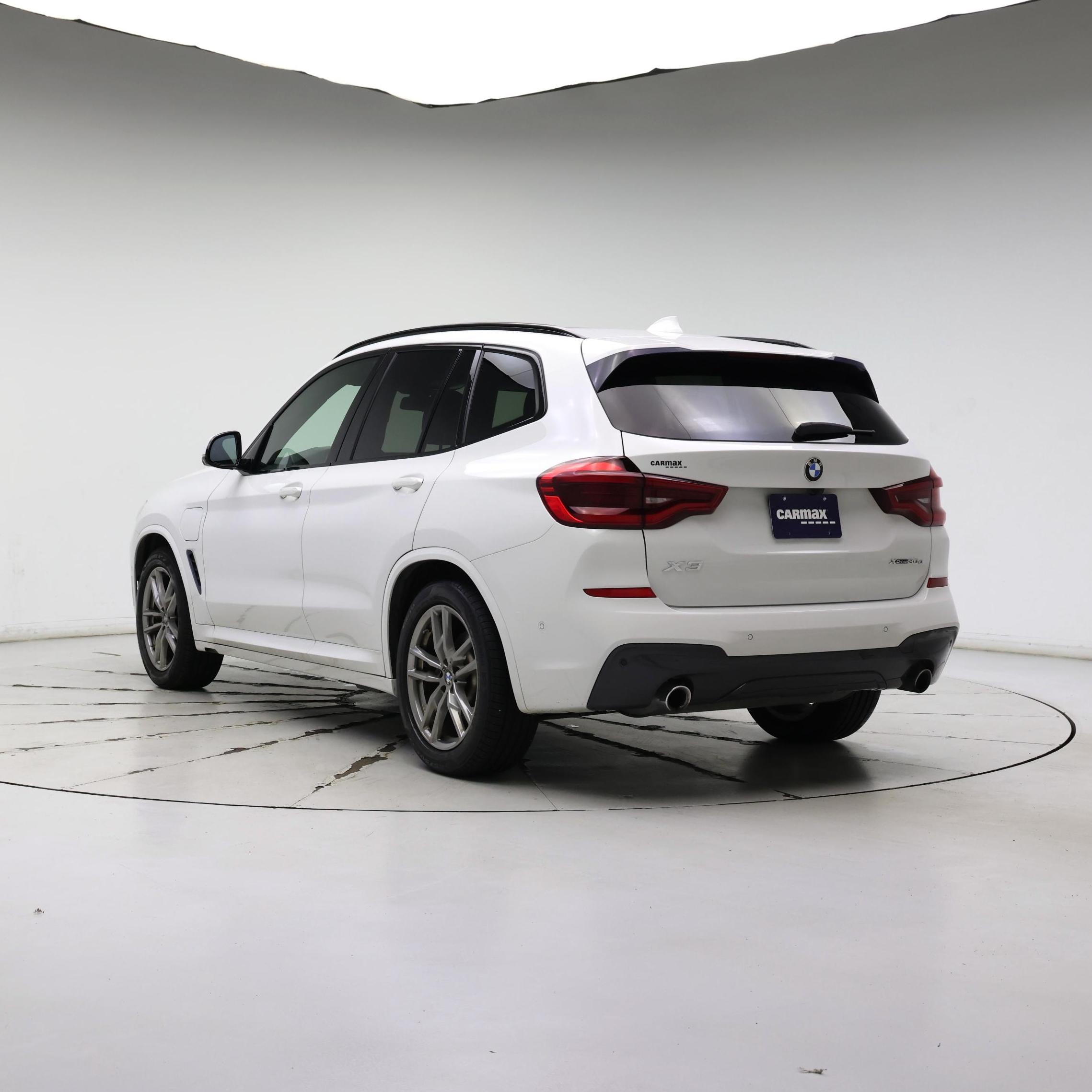 Thumbnail: 2021 BMW X3 - 2