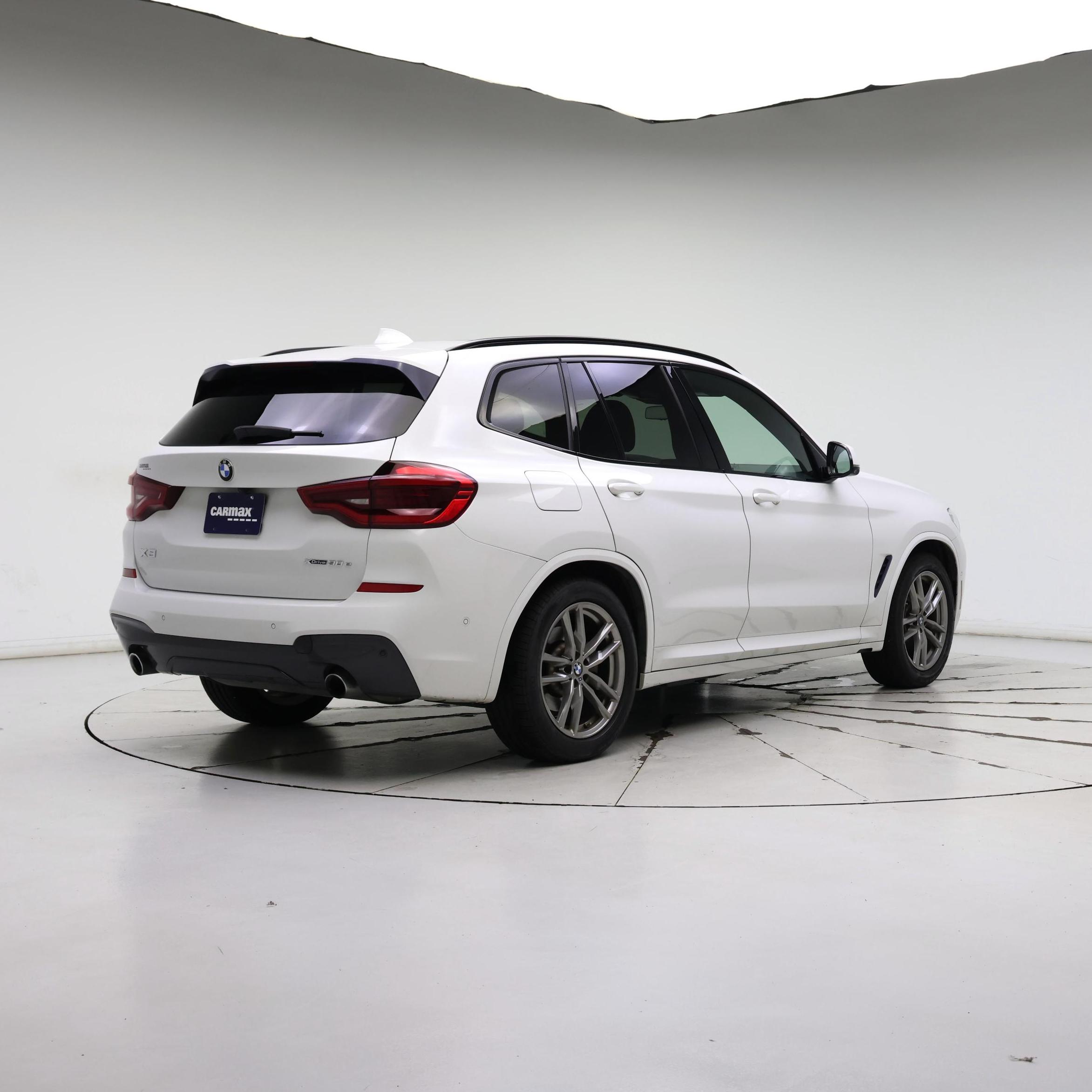 Thumbnail: 2021 BMW X3 - 8