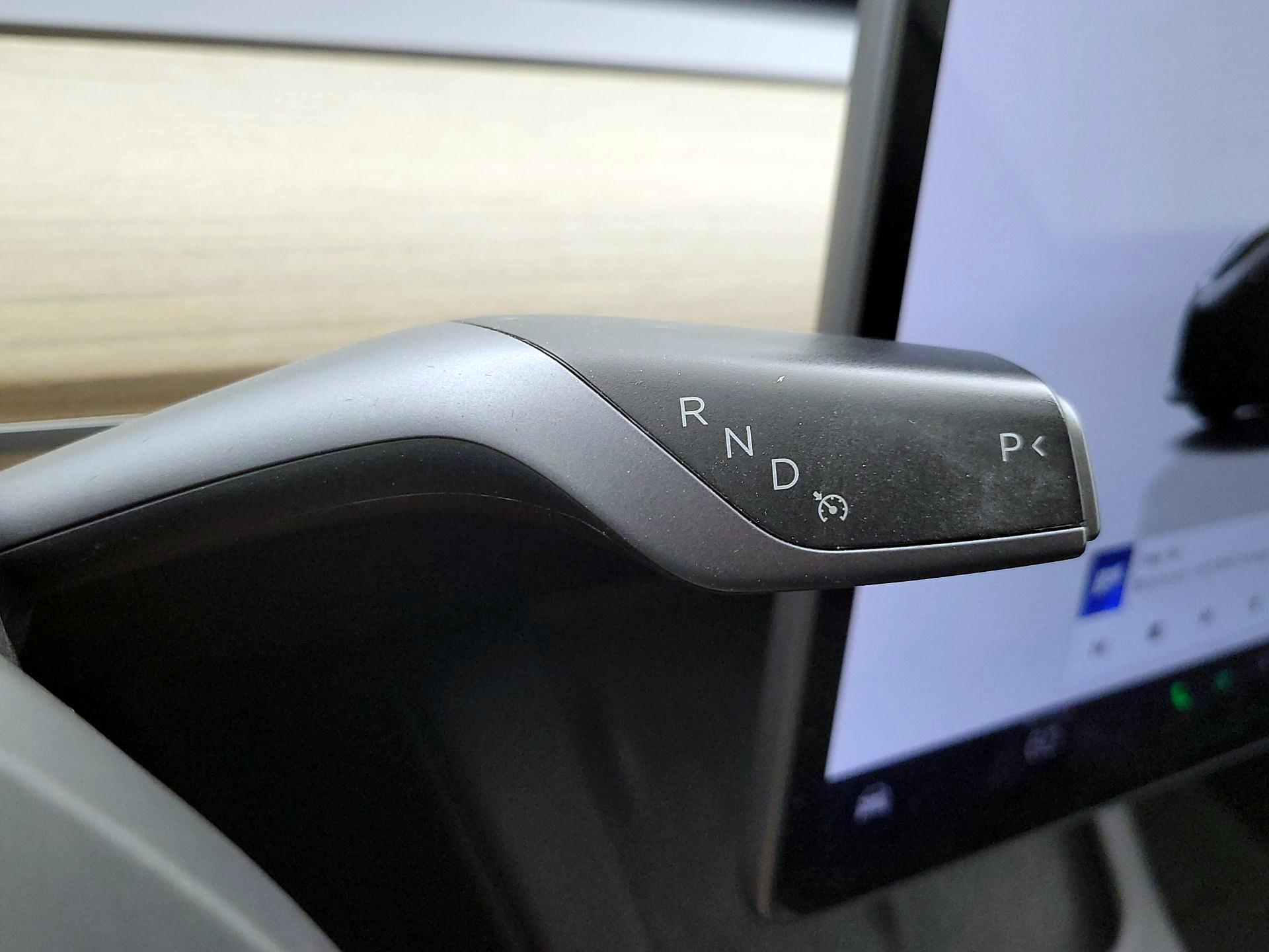 Thumbnail: 2022 Tesla Model 3 - 17