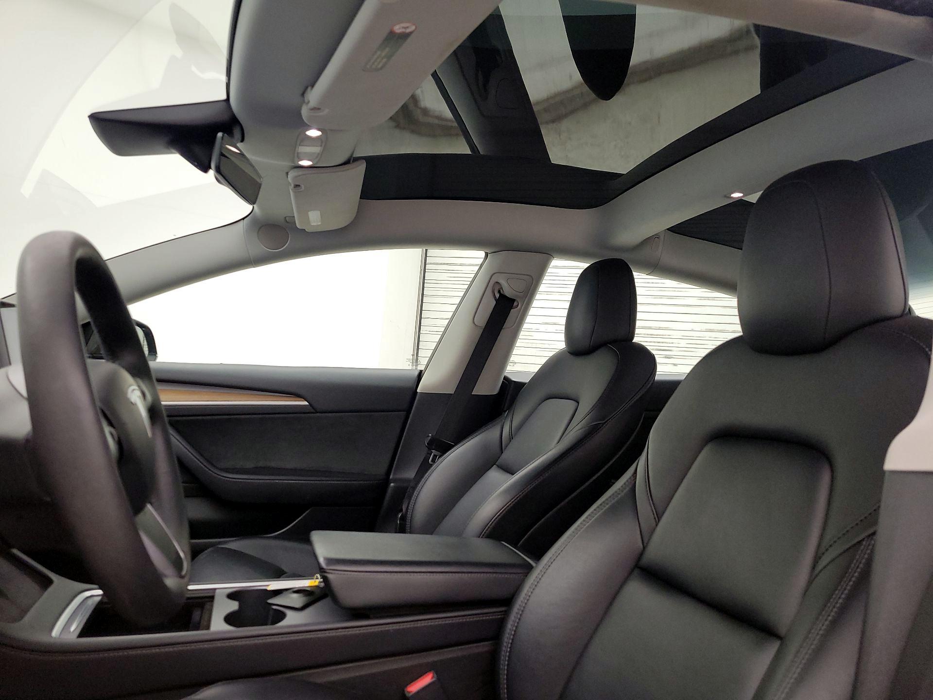 Thumbnail: 2022 Tesla Model 3 - 18