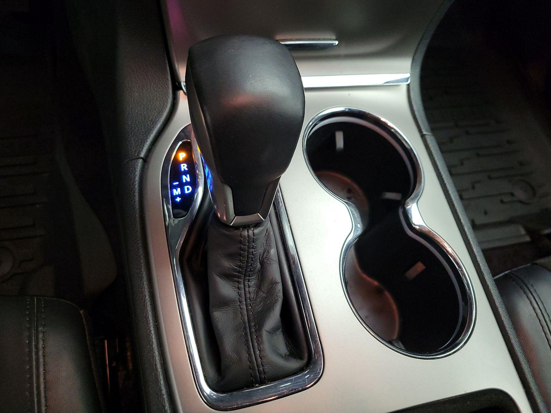 Thumbnail: 2019 Jeep Grand Cherokee - 18
