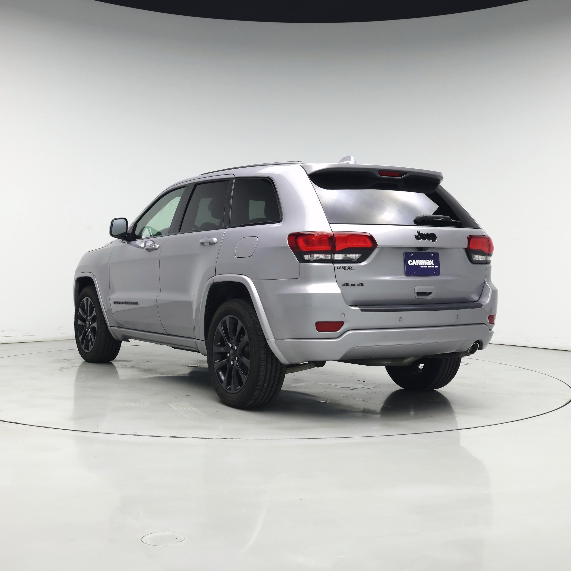 Thumbnail: 2019 Jeep Grand Cherokee - 2