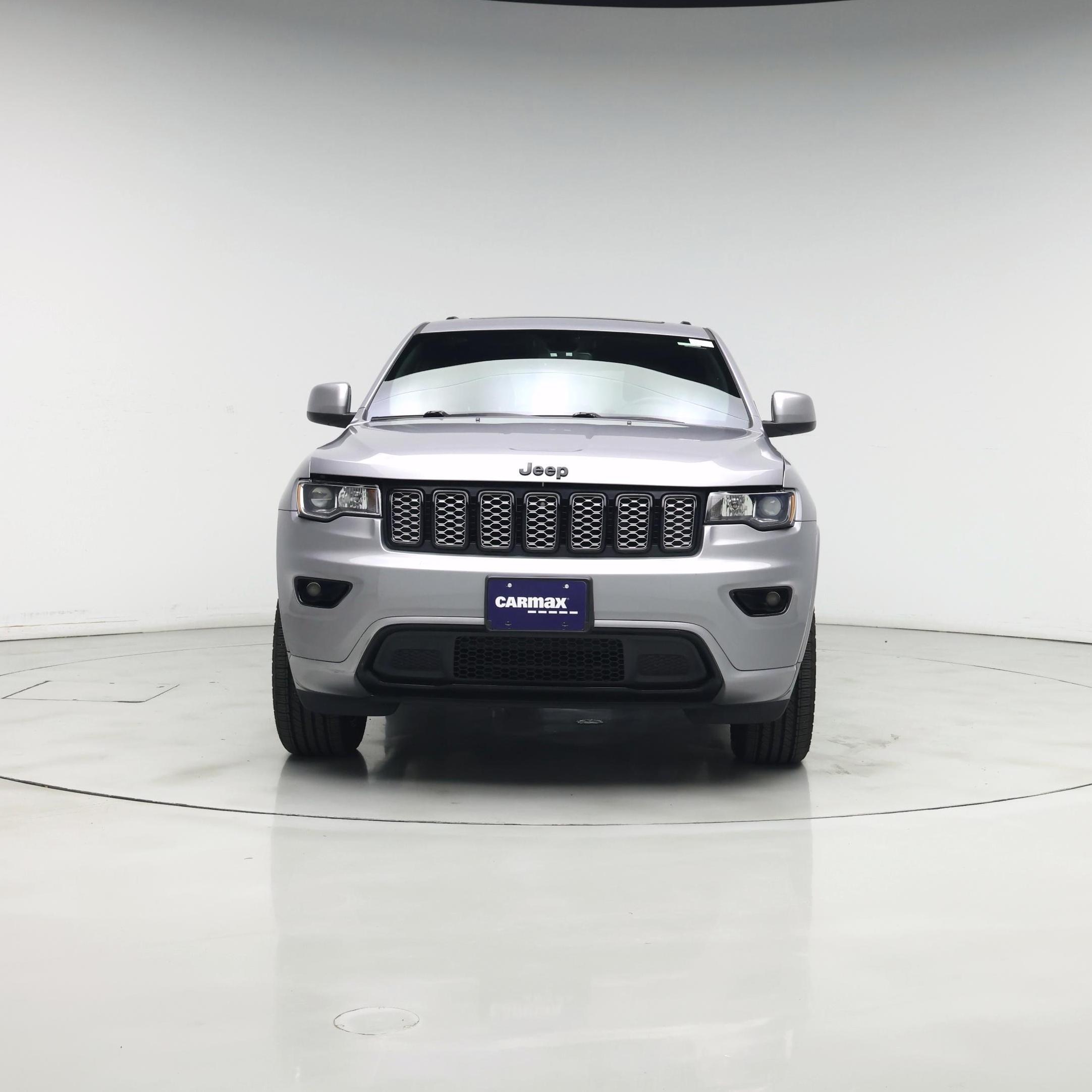 Thumbnail: 2019 Jeep Grand Cherokee - 5