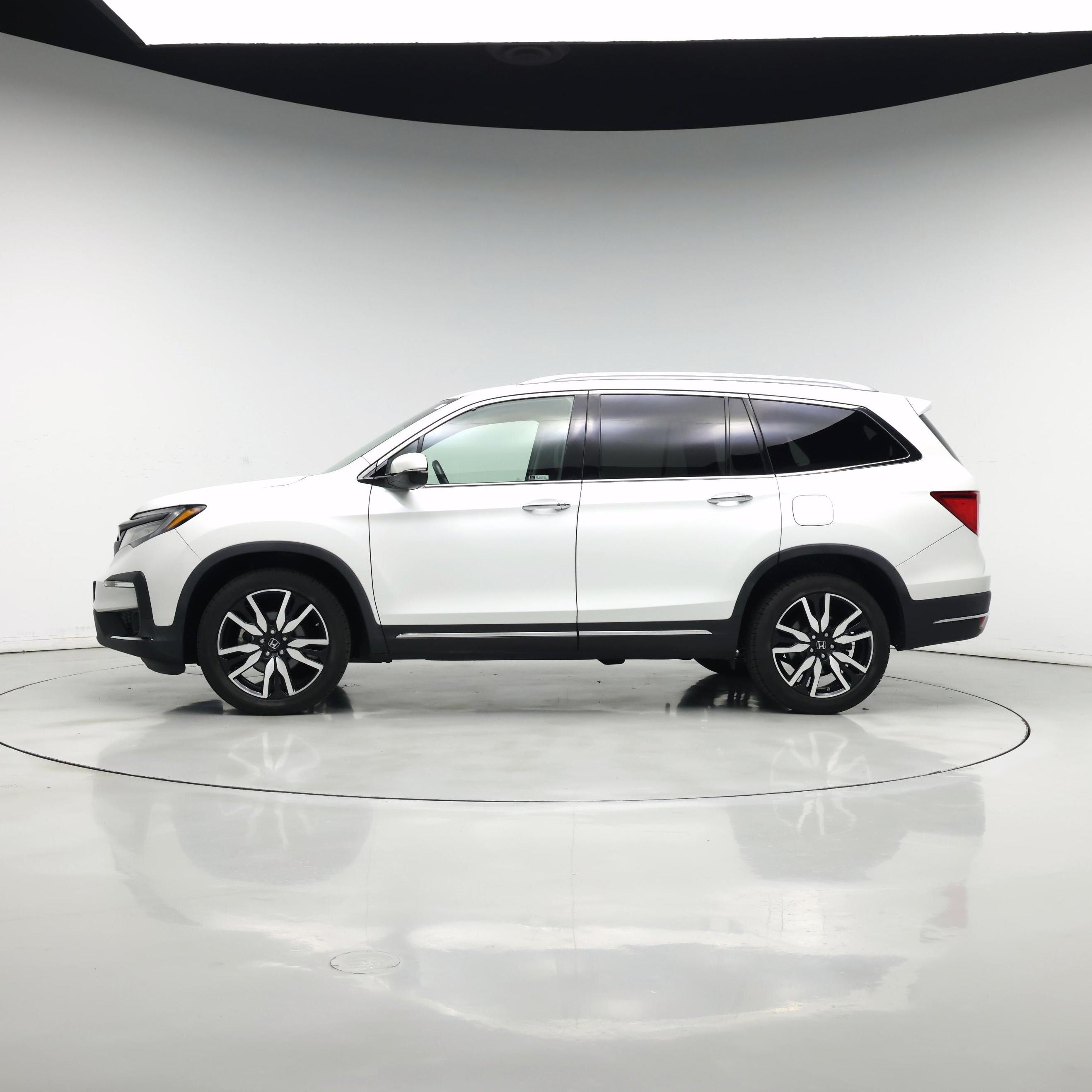 Thumbnail: 2020 Honda Pilot - 3