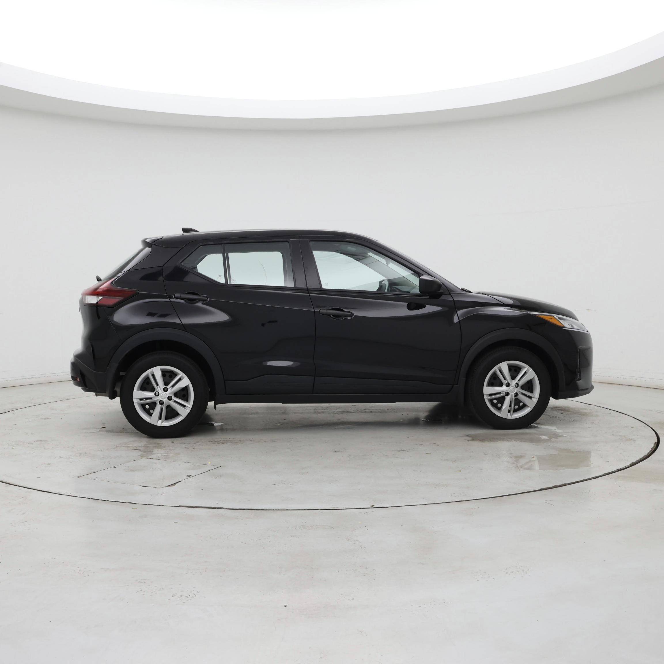 Thumbnail: 2024 Nissan Kicks - 7