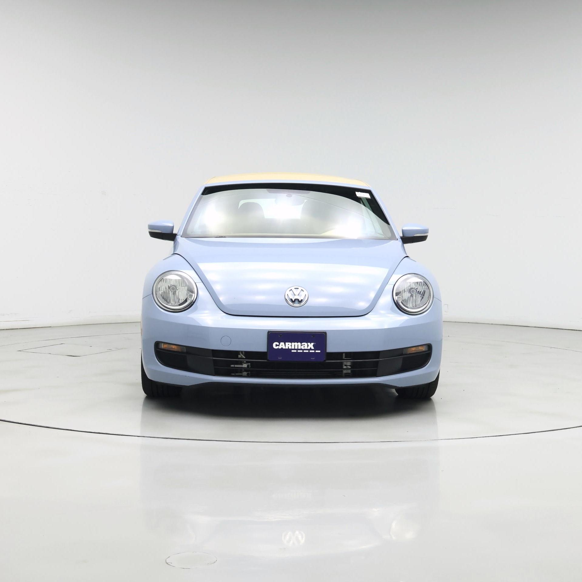 Thumbnail: 2015 Volkswagen Beetle - 5