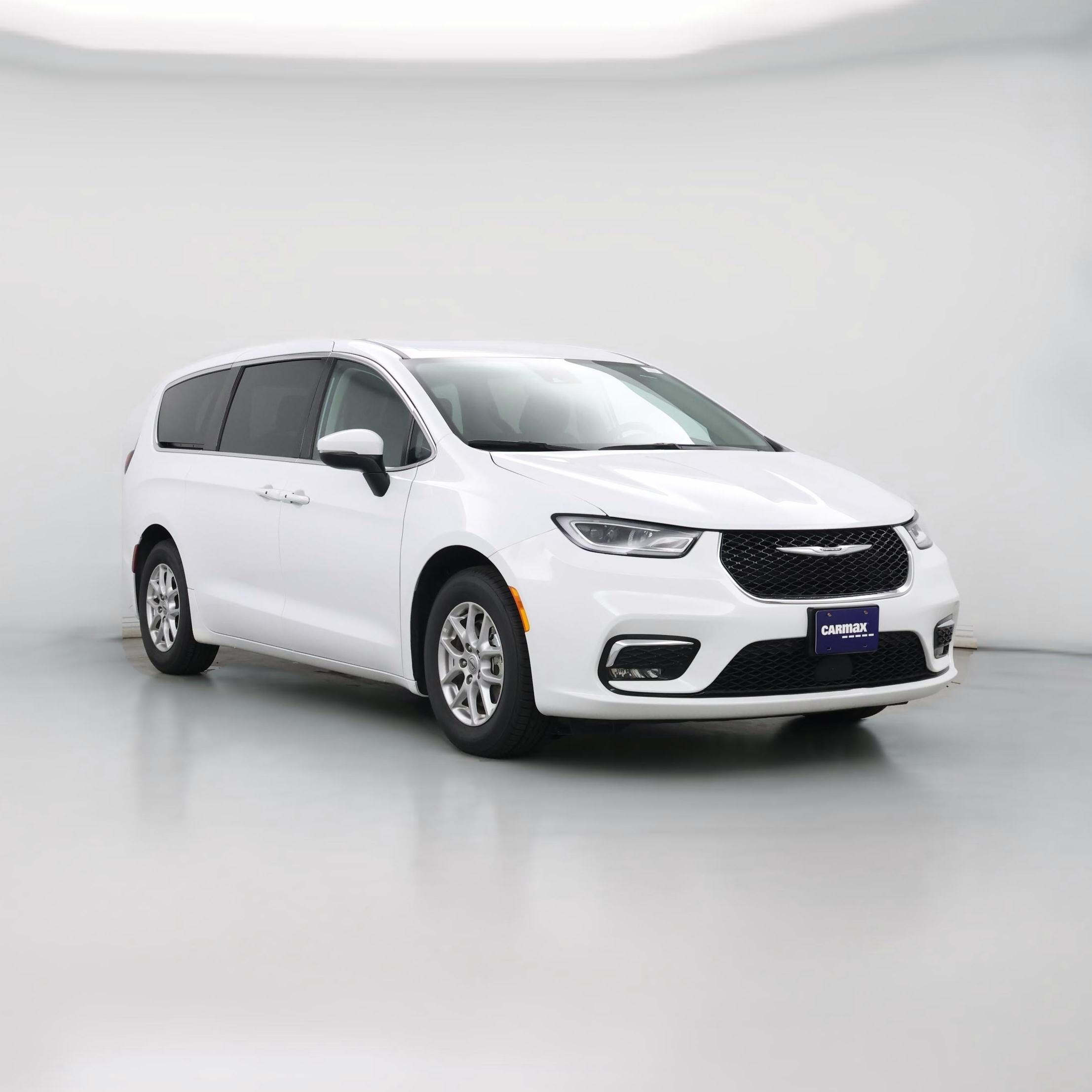 Thumbnail: 2023 Chrysler Pacifica - 1