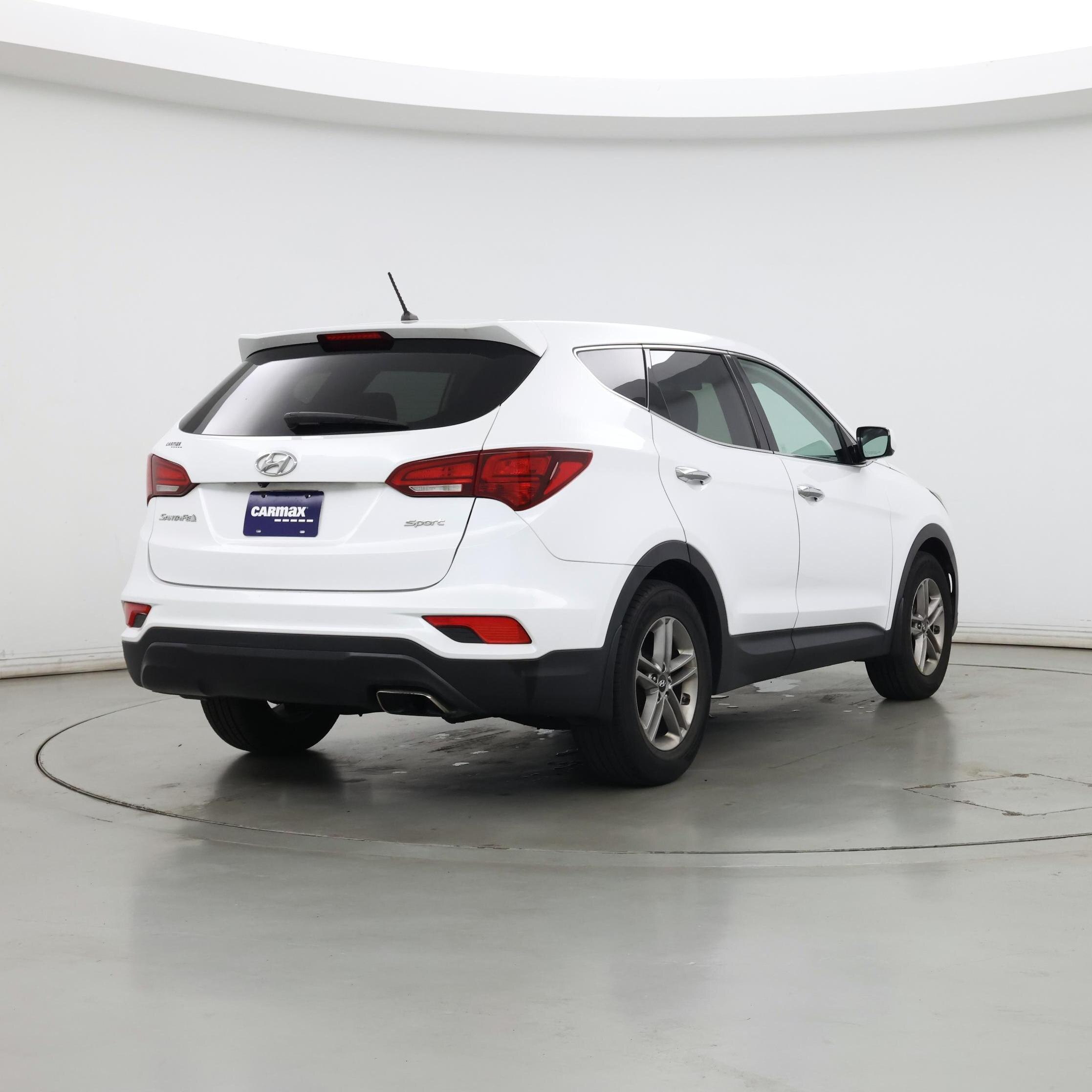 Thumbnail: 2018 Hyundai Santa Fe - 8