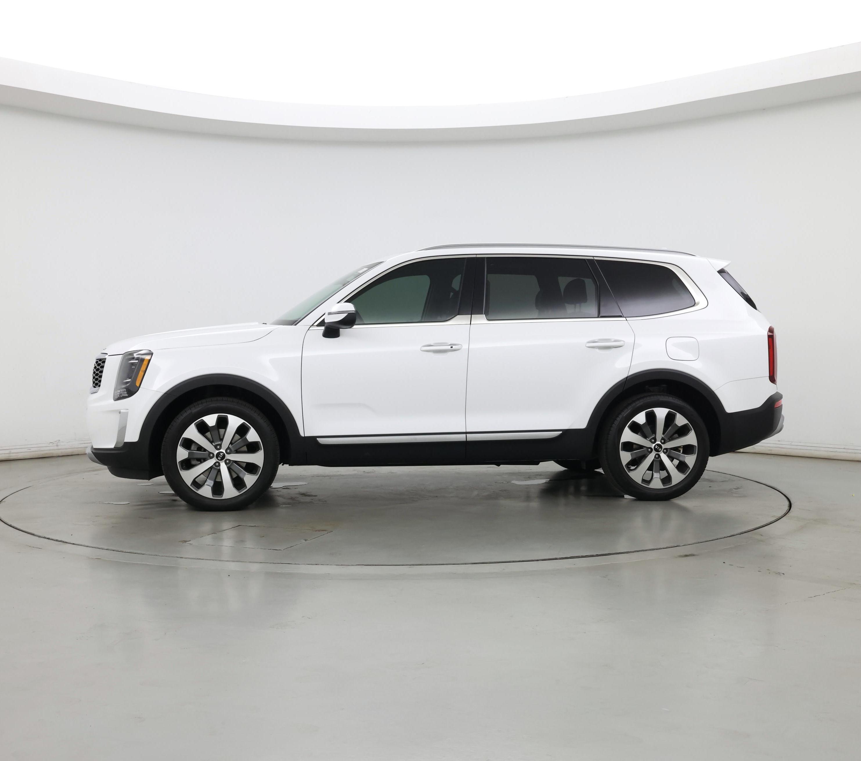 Thumbnail: 2020 Kia Telluride - 3