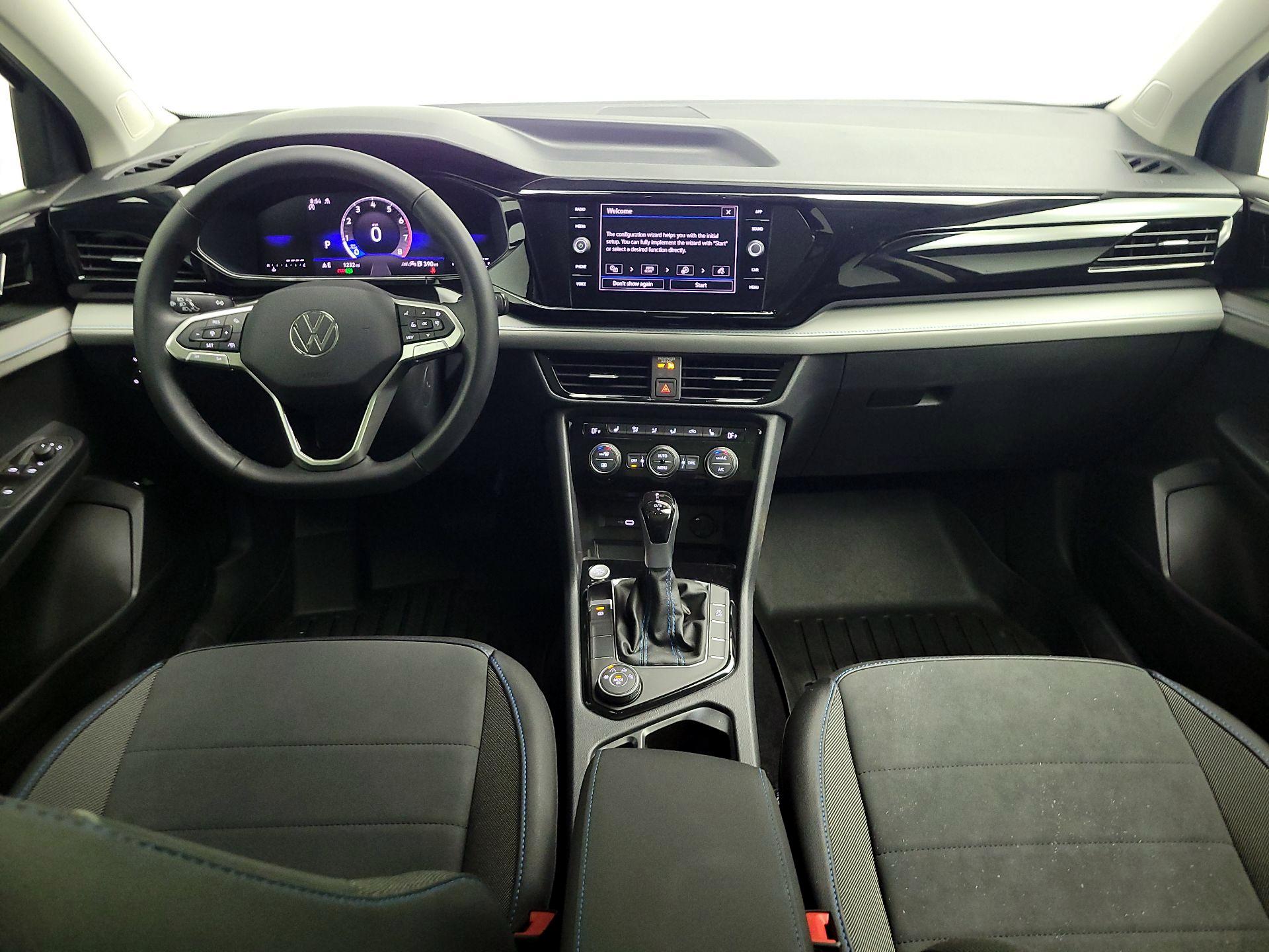 Thumbnail: 2024 Volkswagen Taos - 9