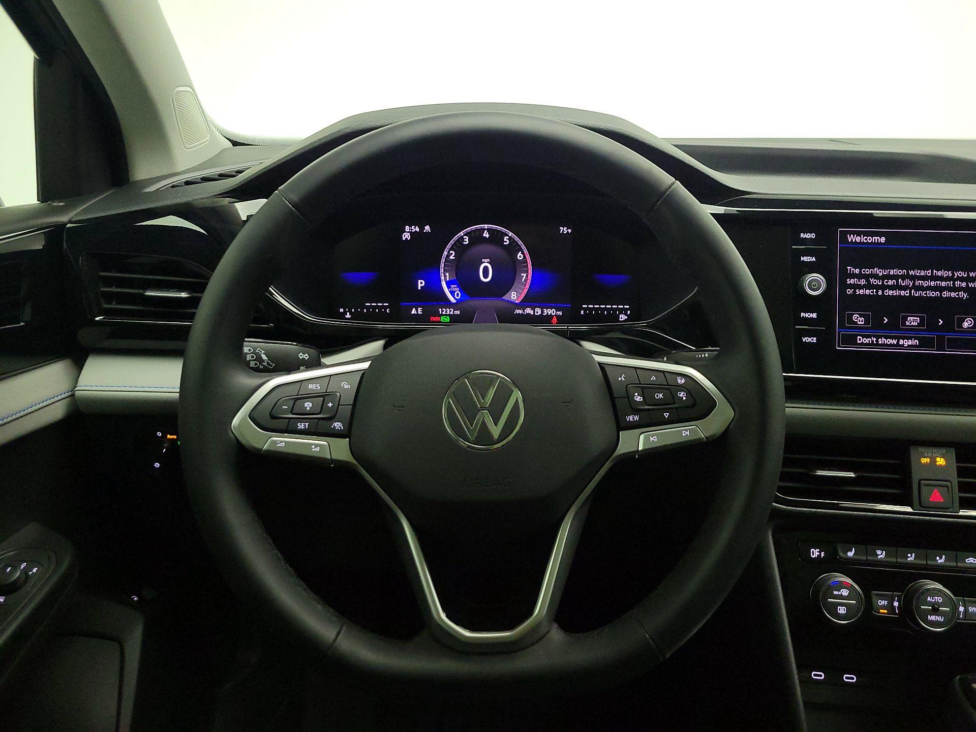 Thumbnail: 2024 Volkswagen Taos - 10