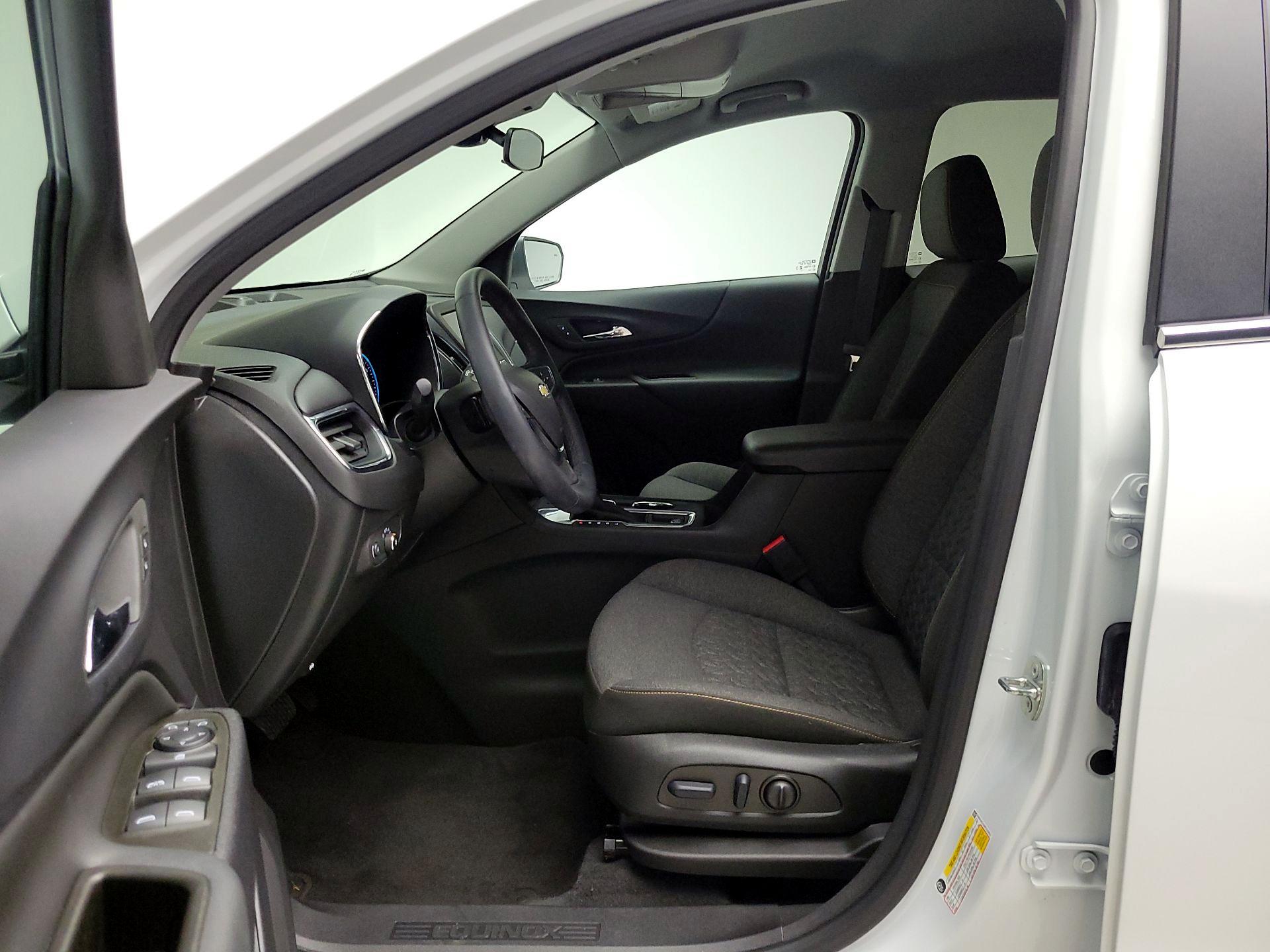 Thumbnail: 2023 Chevrolet Equinox - 11