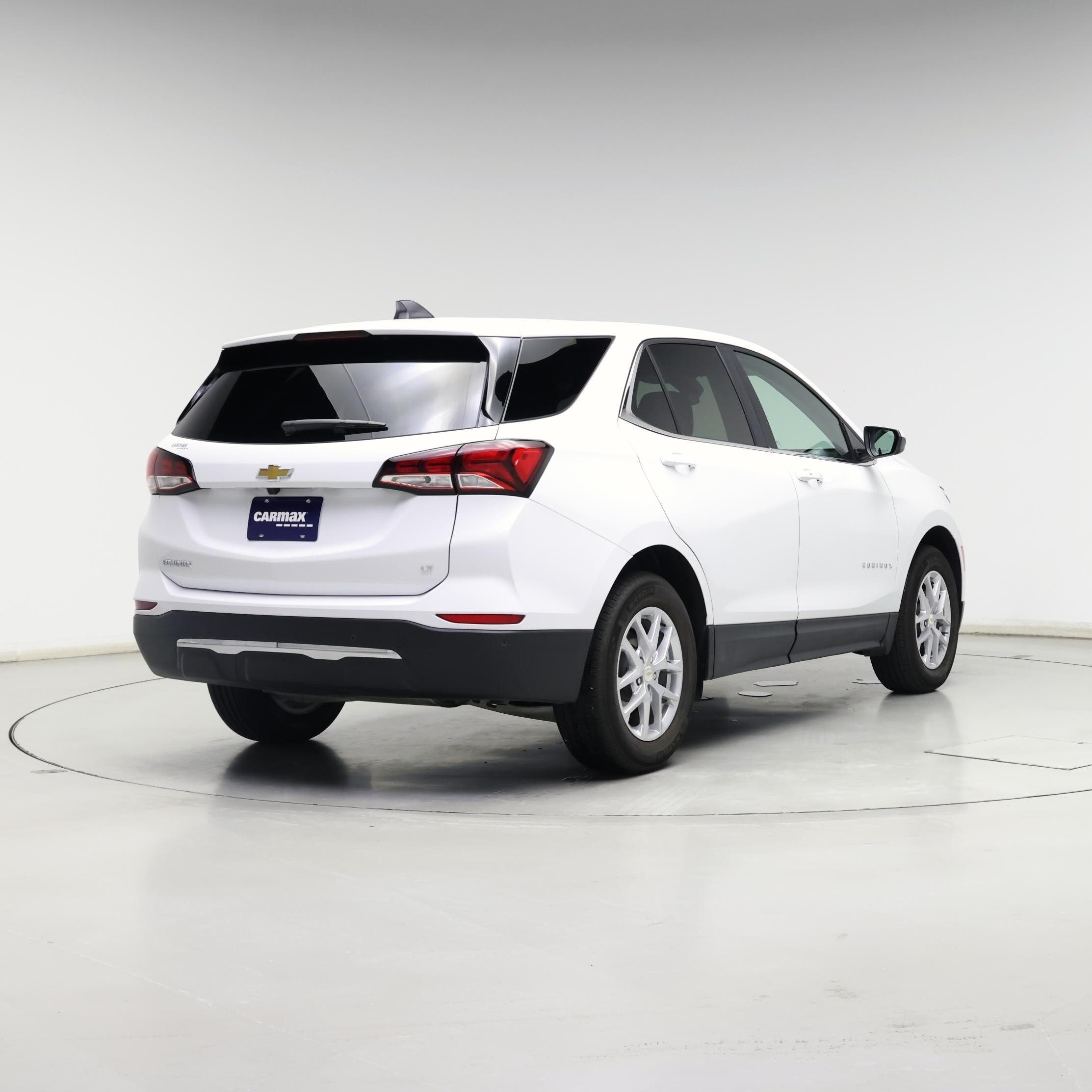 Thumbnail: 2023 Chevrolet Equinox - 8