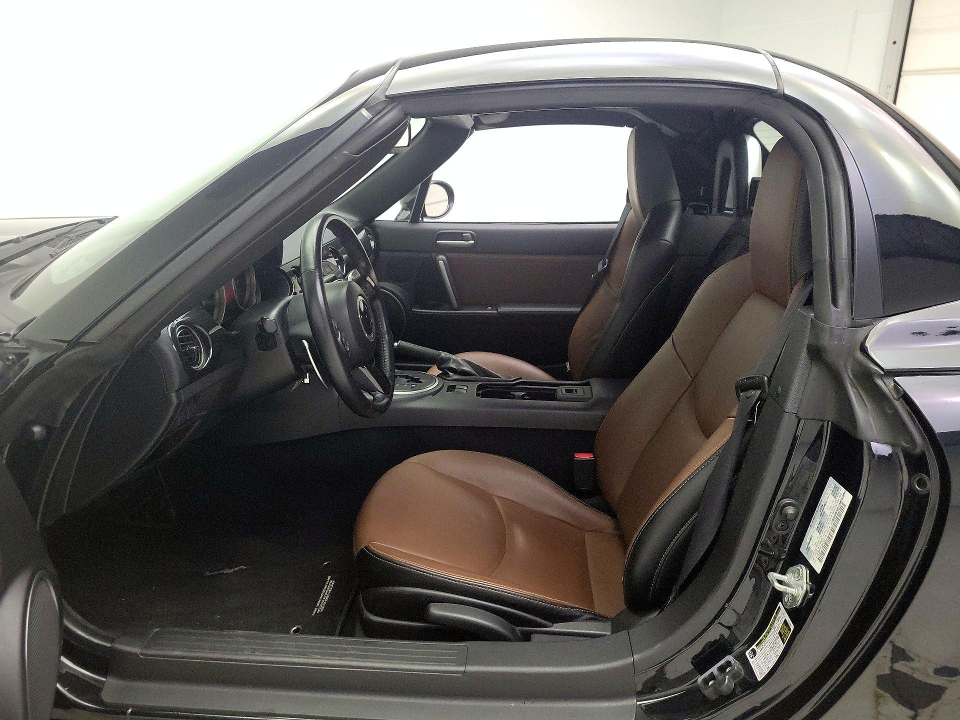 Thumbnail: 2015 Mazda MX-5 Miata - 11
