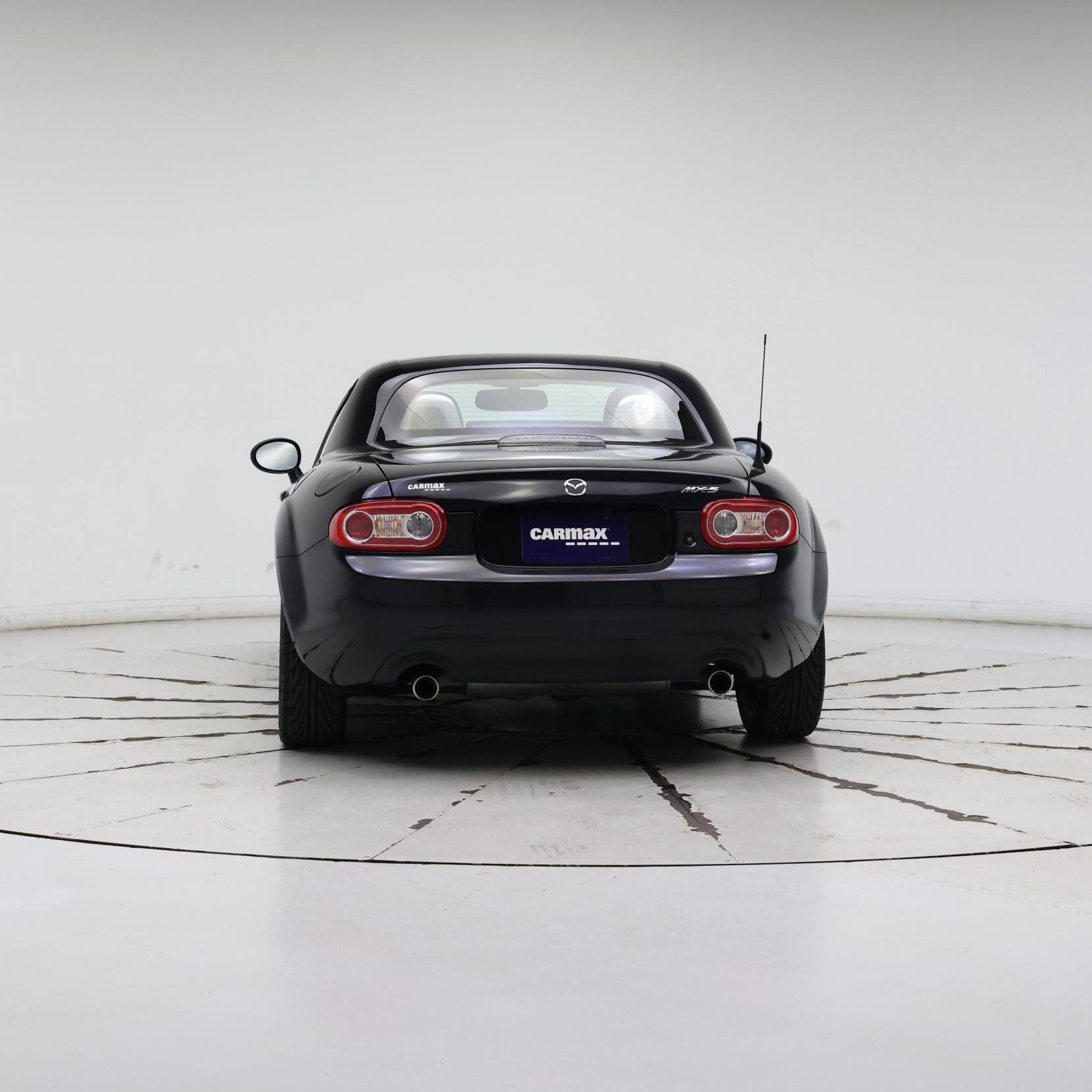 Thumbnail: 2015 Mazda MX-5 Miata - 6