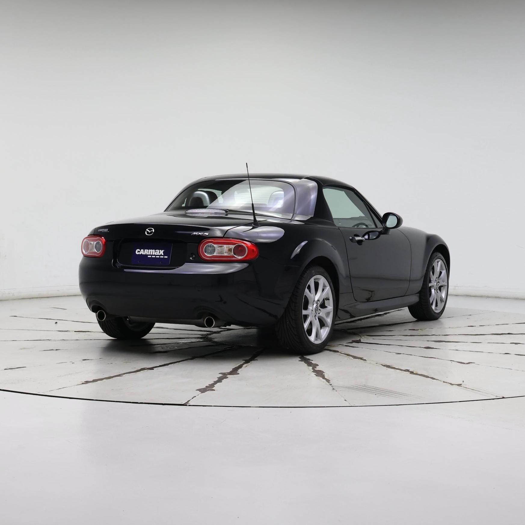 Thumbnail: 2015 Mazda MX-5 Miata - 8
