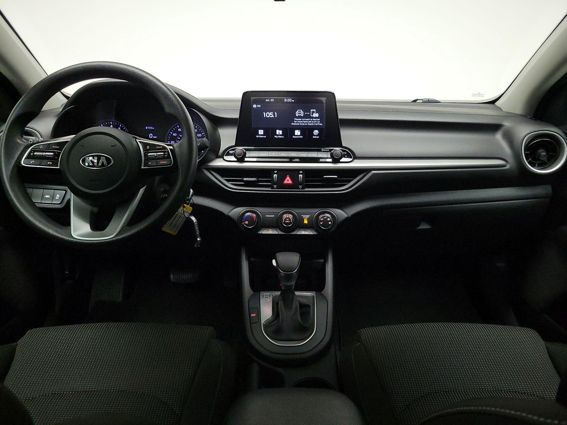 Thumbnail: 2020 Kia Forte - 9