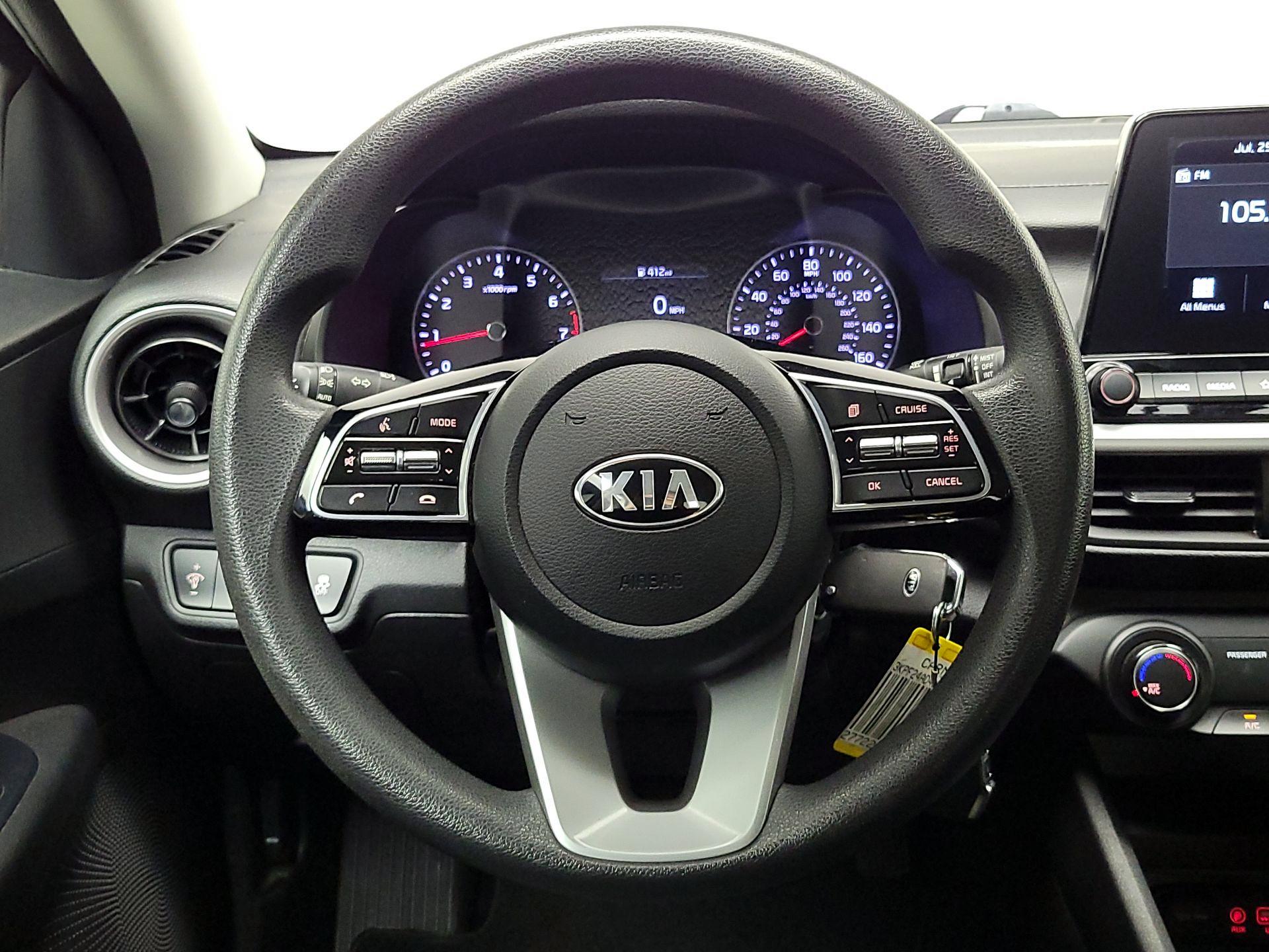 Thumbnail: 2020 Kia Forte - 10