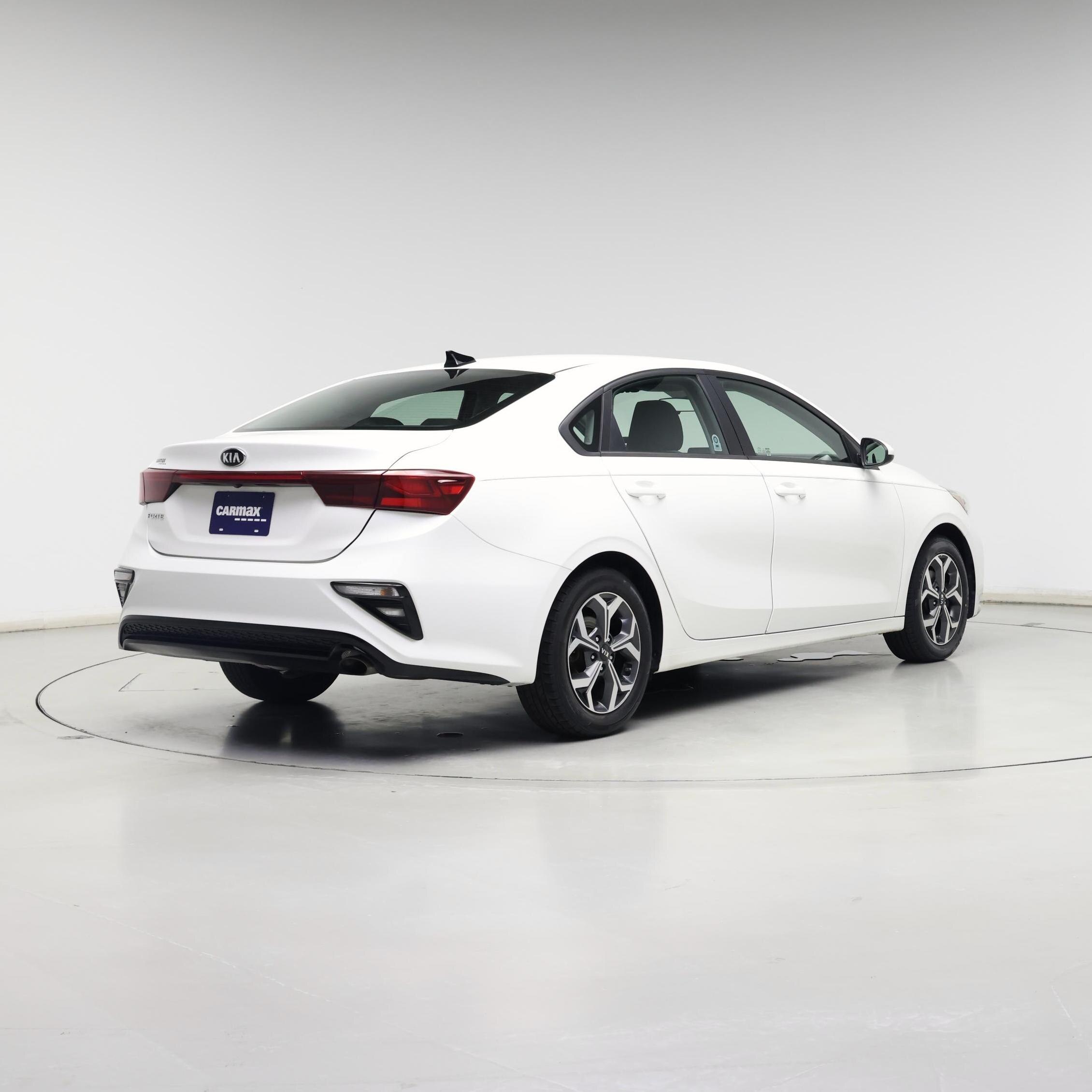 Thumbnail: 2020 Kia Forte - 8