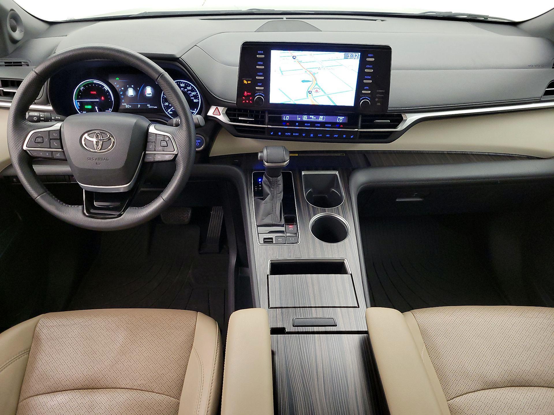 Thumbnail: 2021 Toyota Sienna - 9