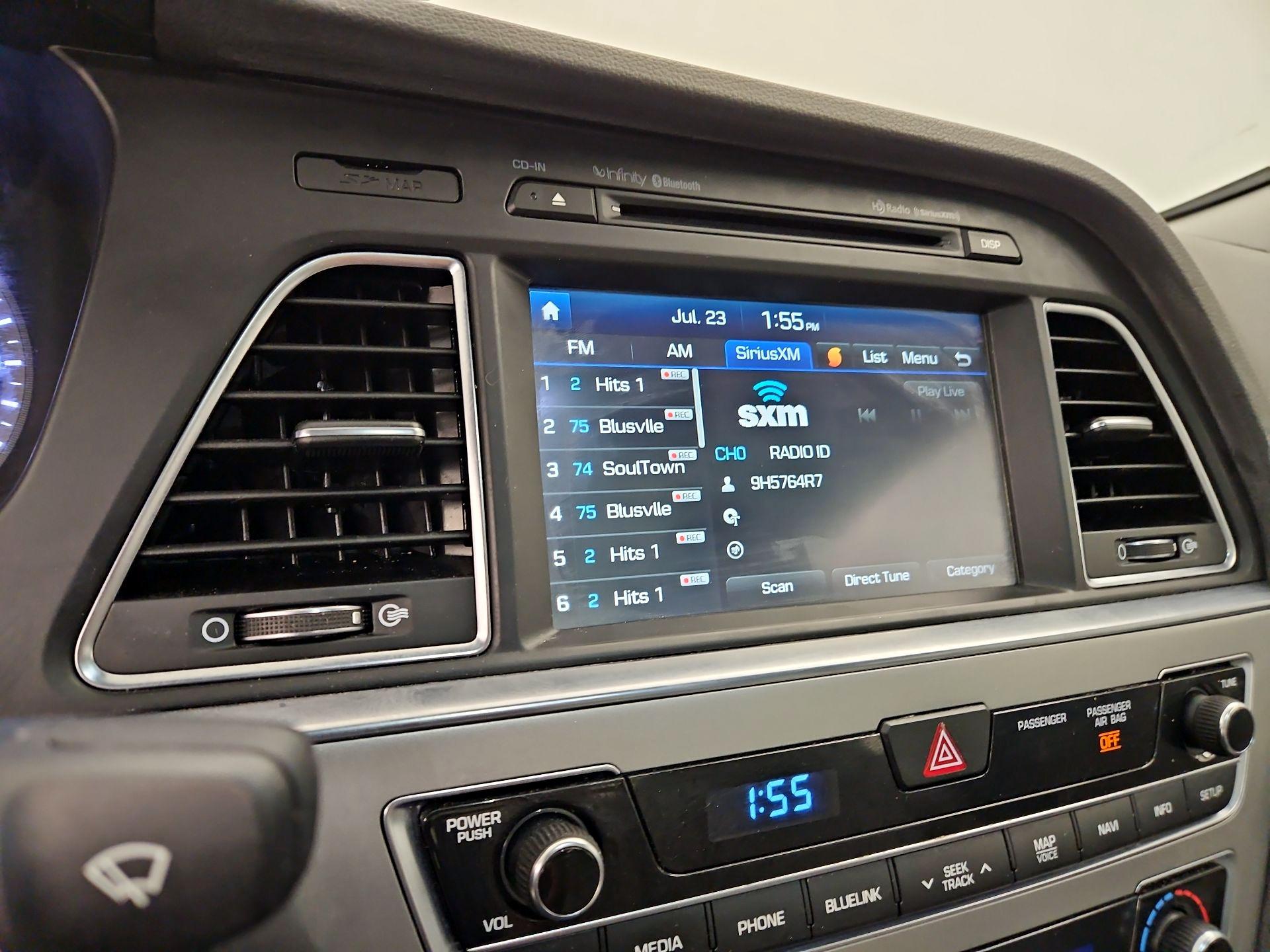Thumbnail: 2015 Hyundai Sonata - 16