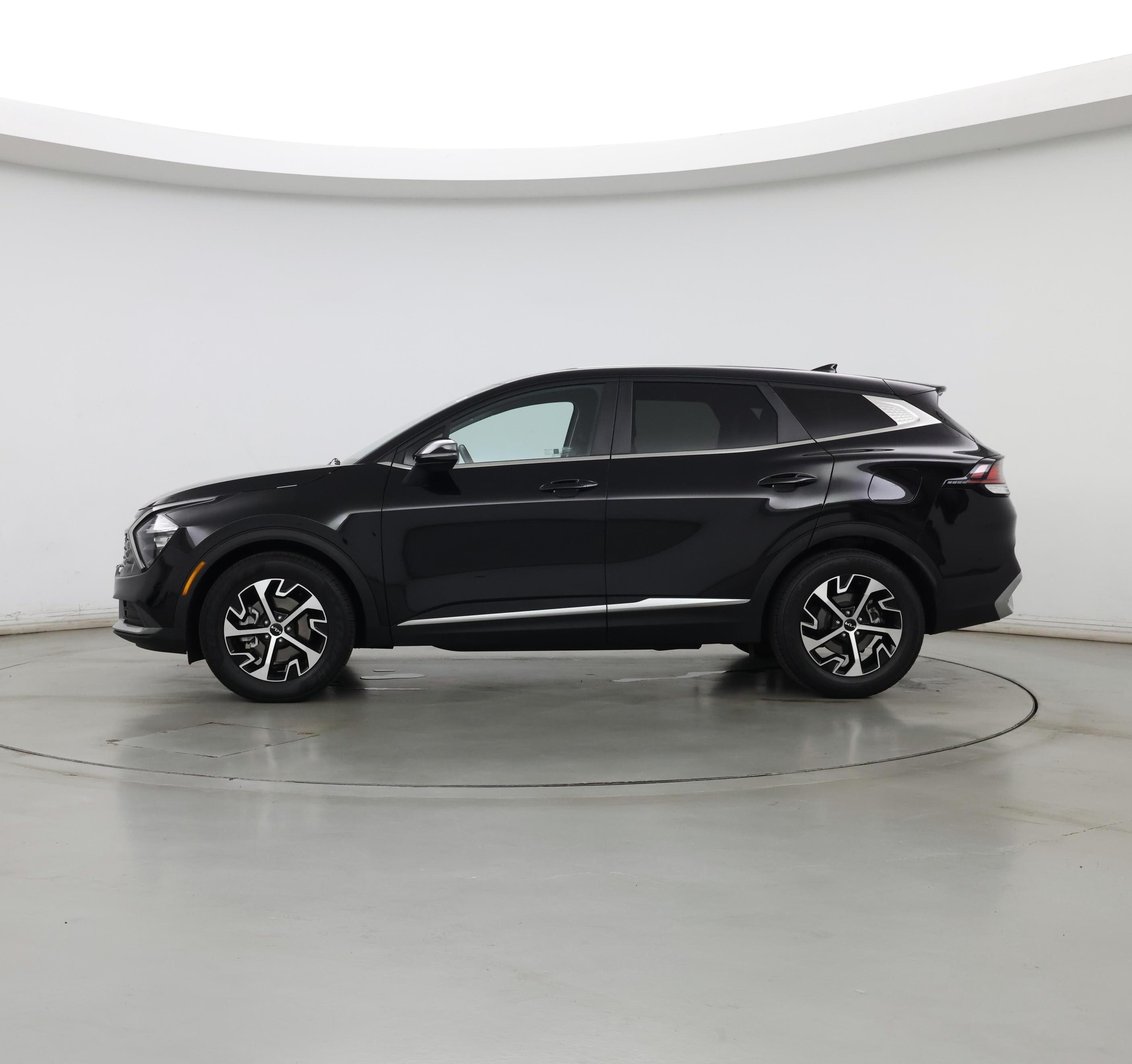 Thumbnail: 2023 Kia Sportage - 3