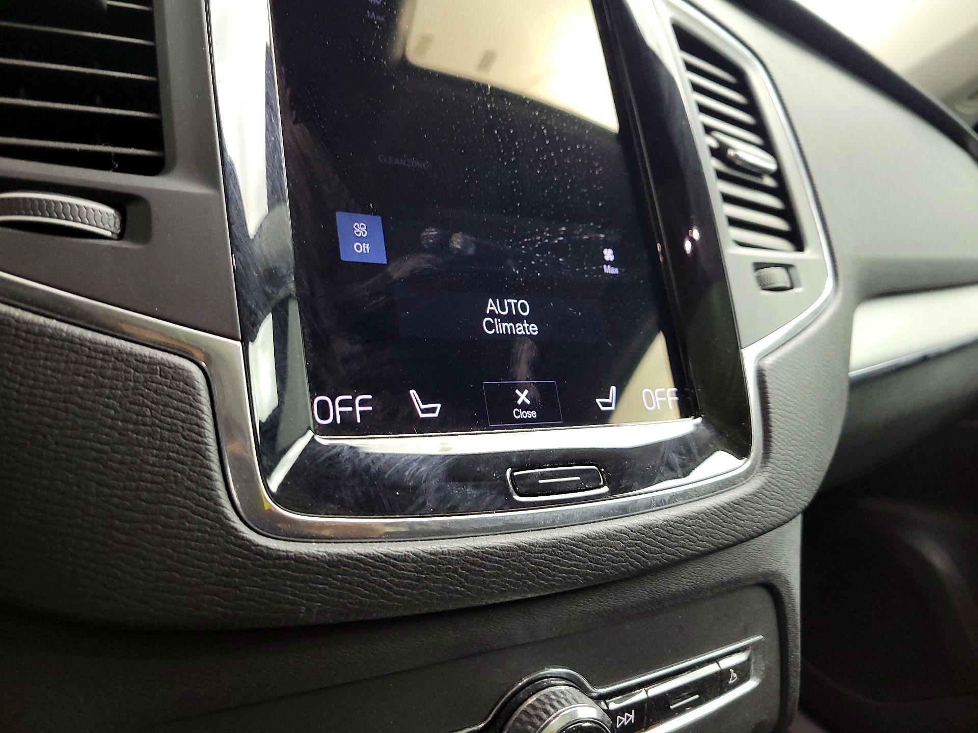 Thumbnail: 2021 Volvo XC90 - 16