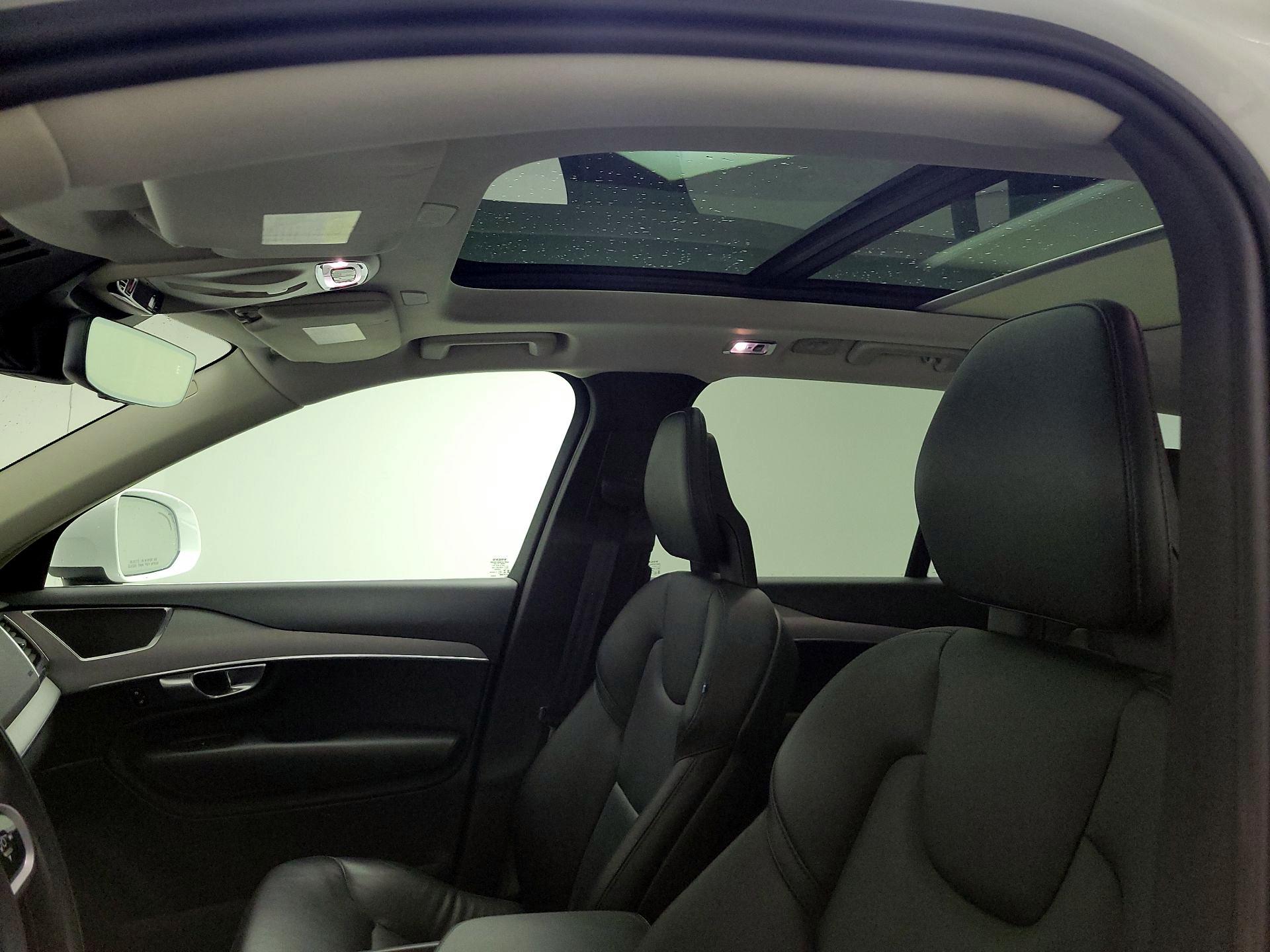 Thumbnail: 2021 Volvo XC90 - 19