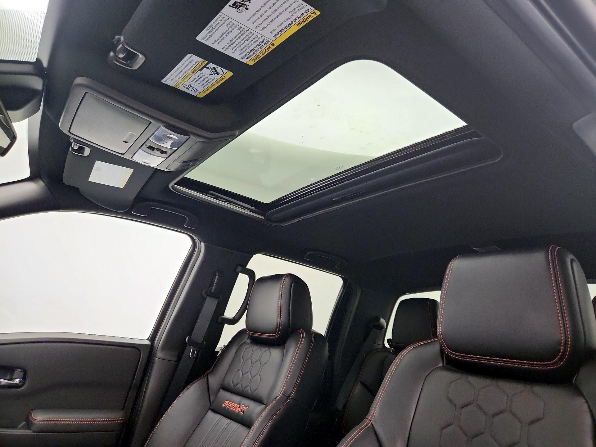 Thumbnail: 2024 Nissan Frontier - 20