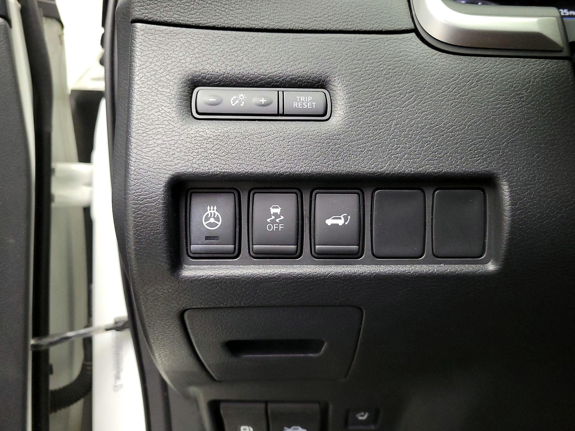 Thumbnail: 2017 Nissan Murano - 13