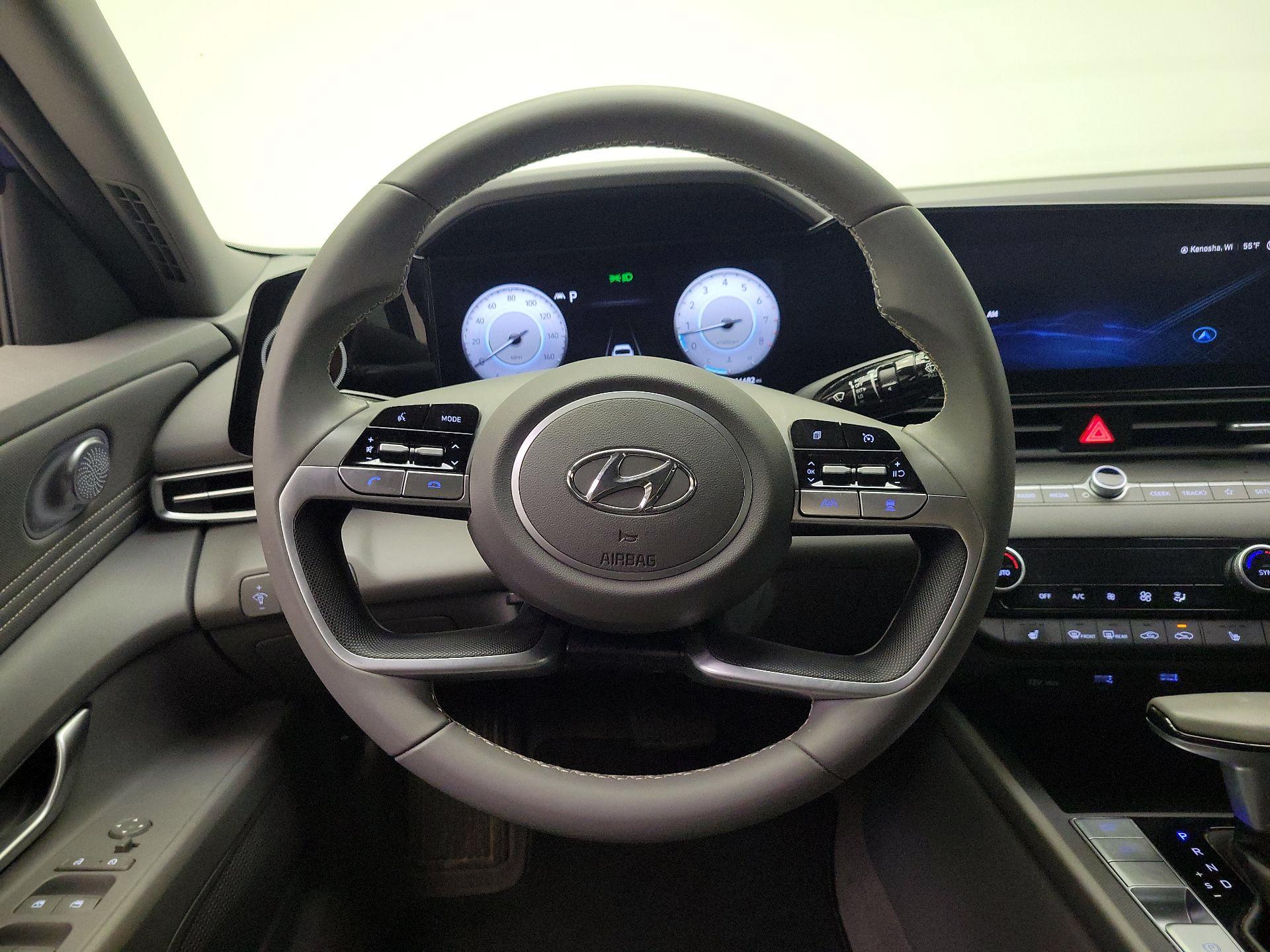 Thumbnail: 2023 Hyundai Elantra - 10