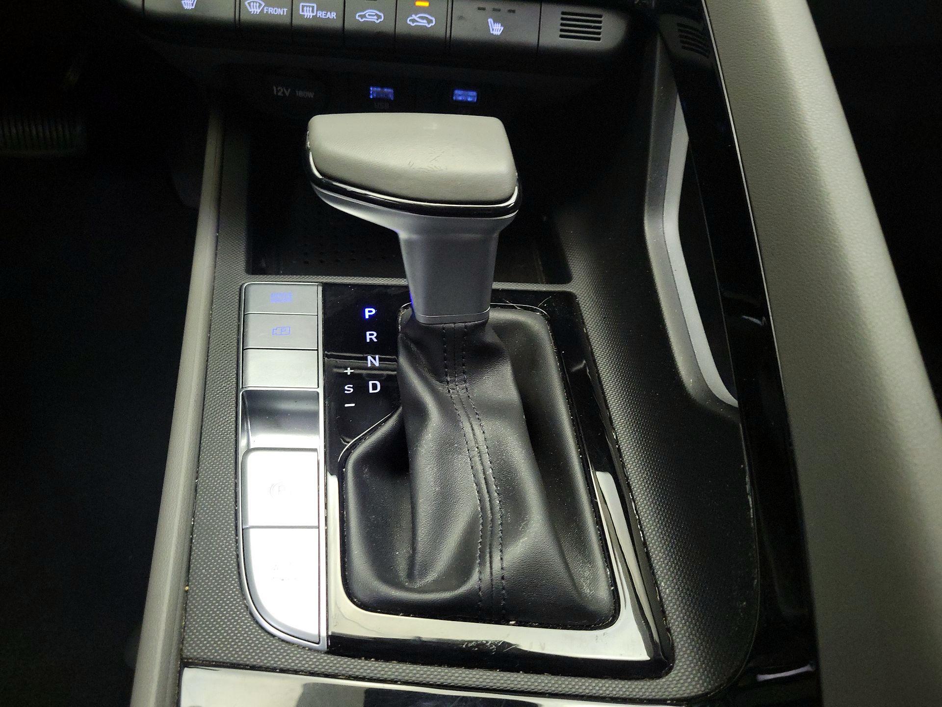 Thumbnail: 2023 Hyundai Elantra - 18