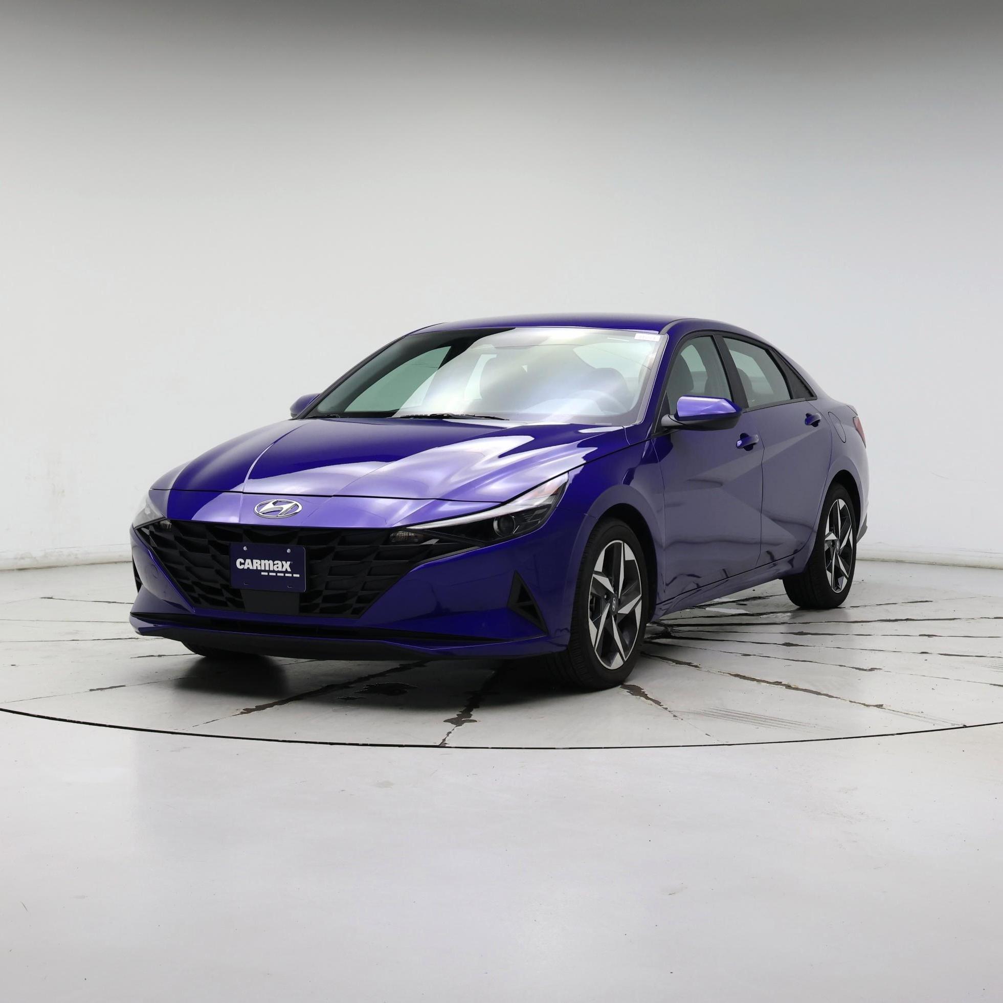 Thumbnail: 2023 Hyundai Elantra - 4