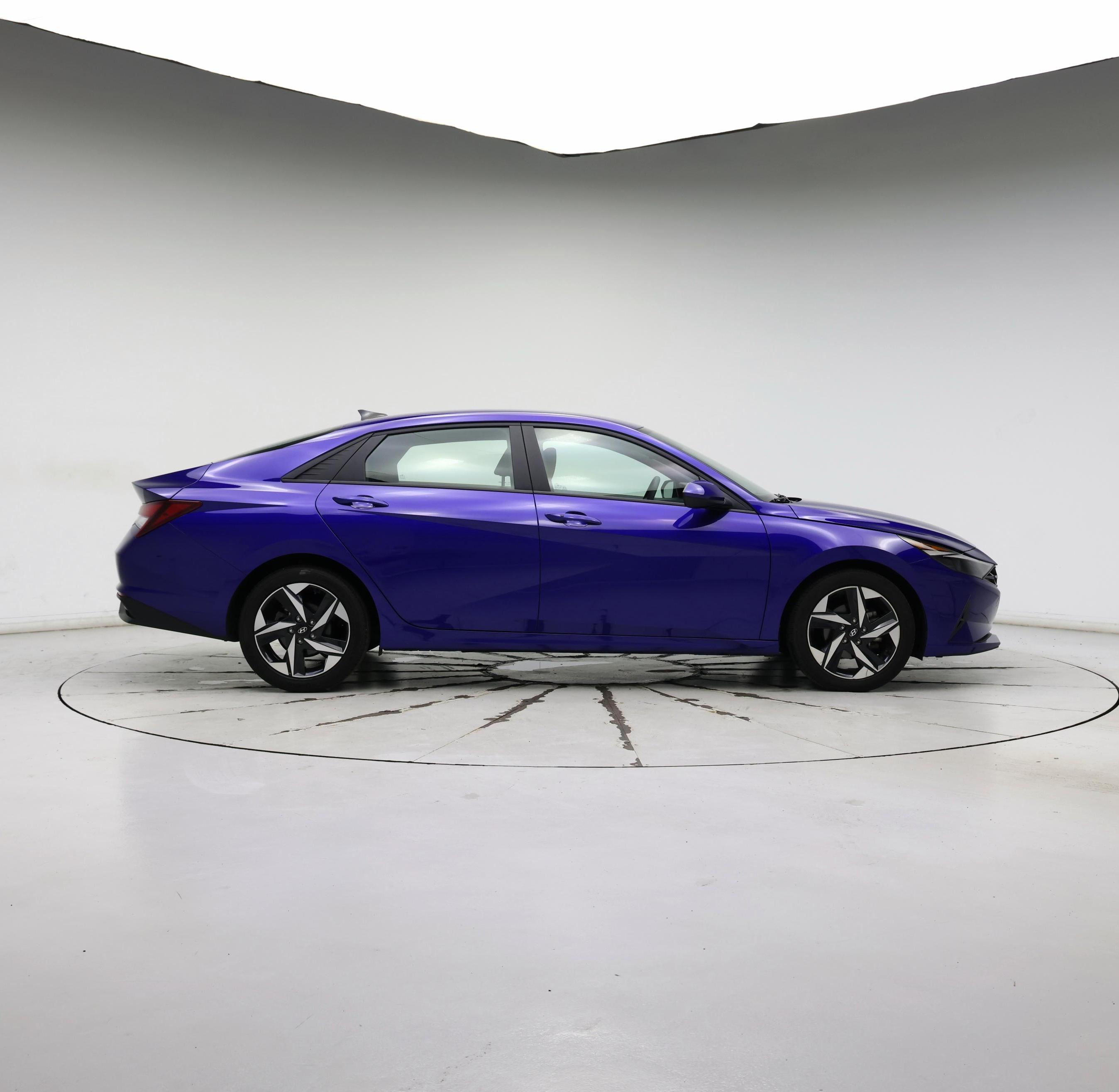 Thumbnail: 2023 Hyundai Elantra - 7
