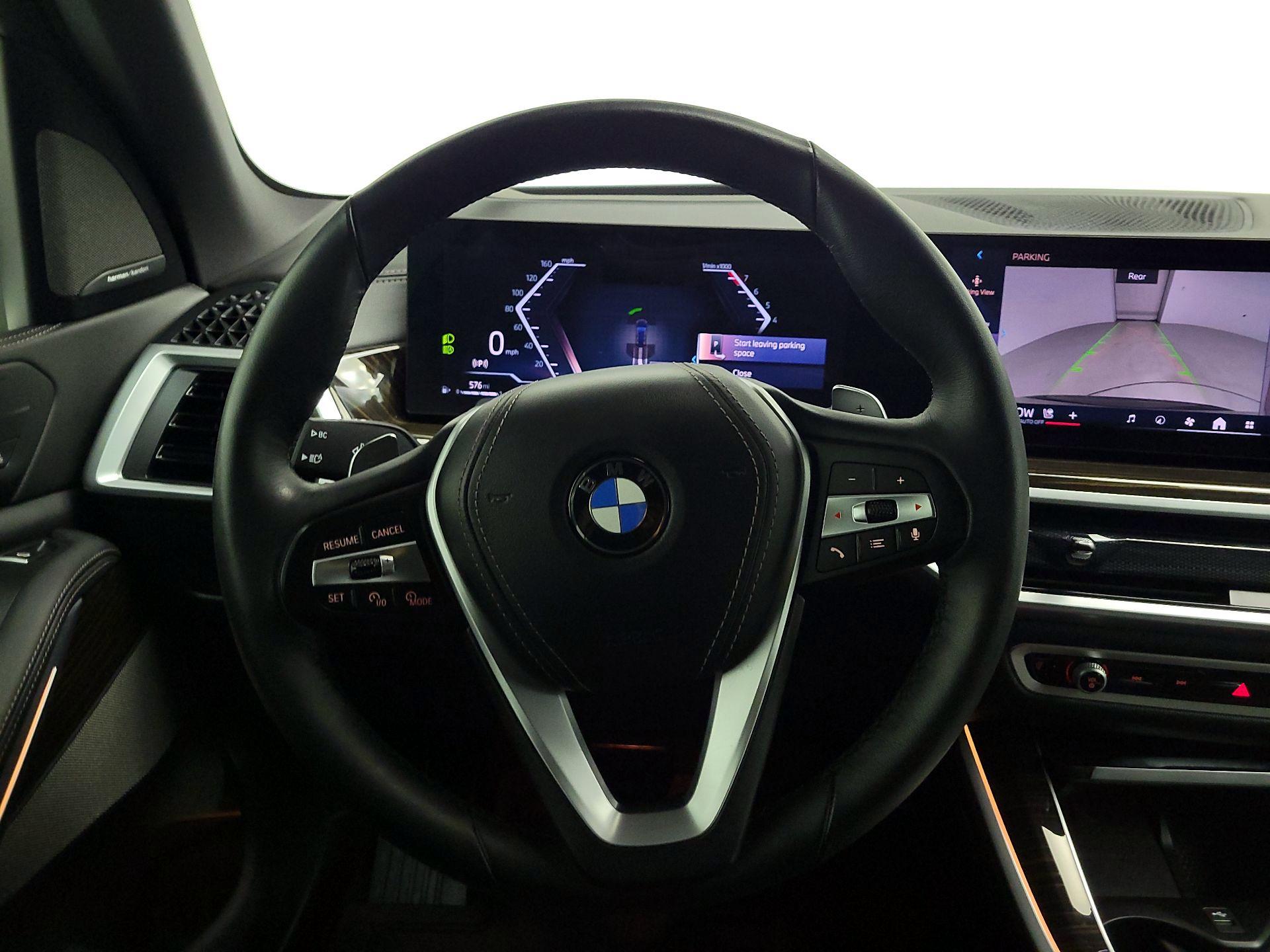 Thumbnail: 2024 BMW X5 - 10
