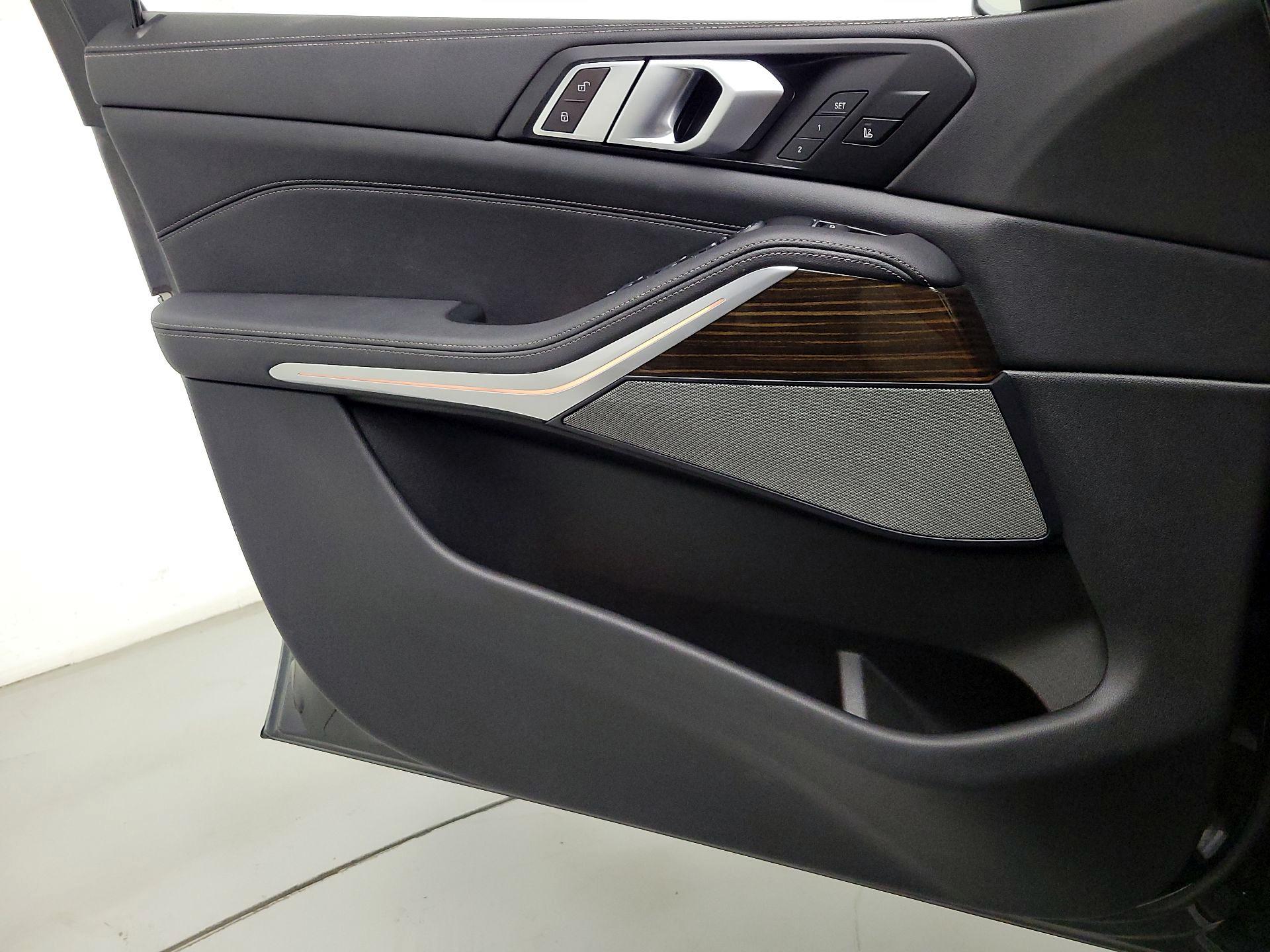 Thumbnail: 2024 BMW X5 - 12