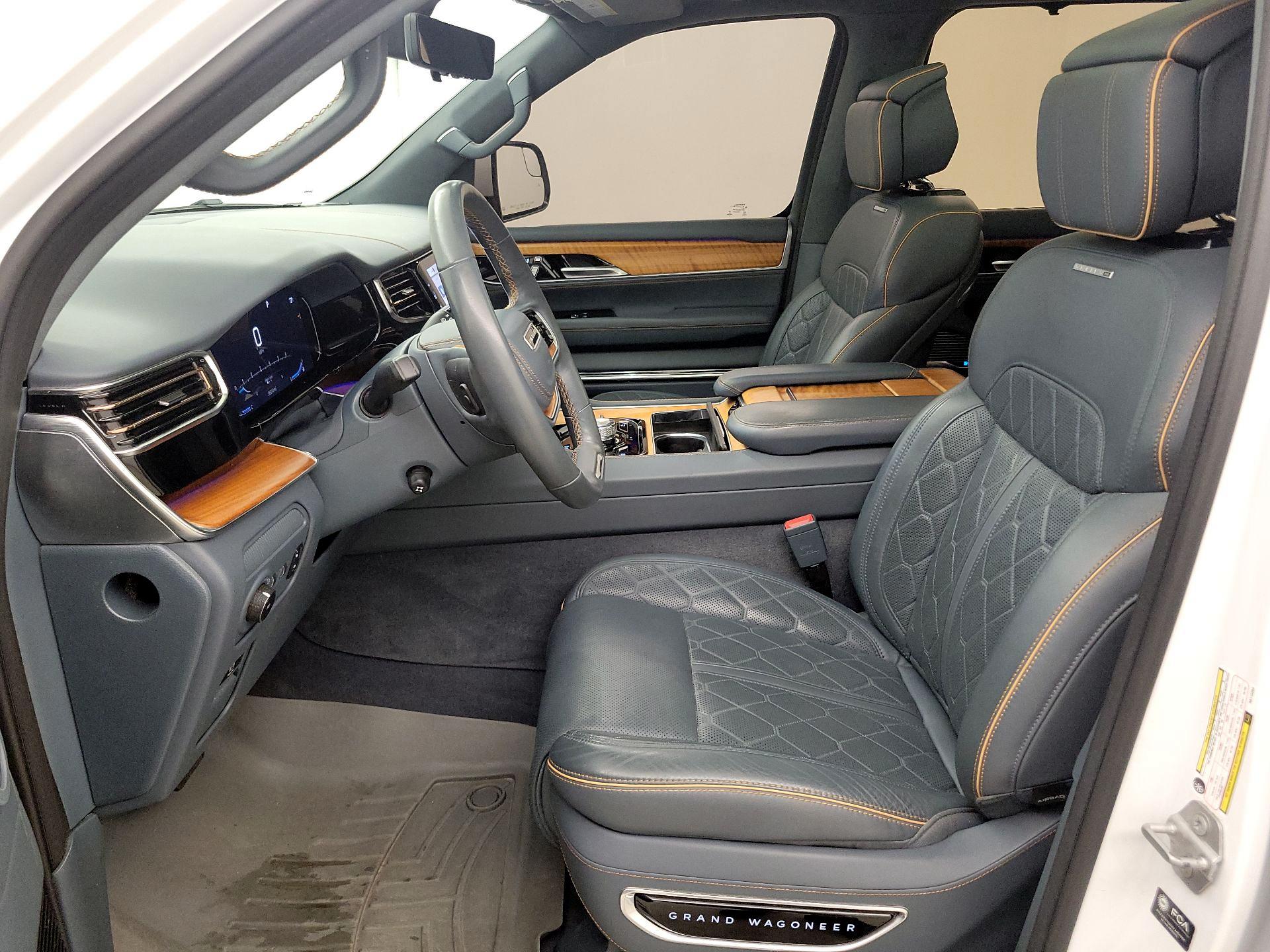 Thumbnail: 2022 Jeep Grand Wagoneer - 11