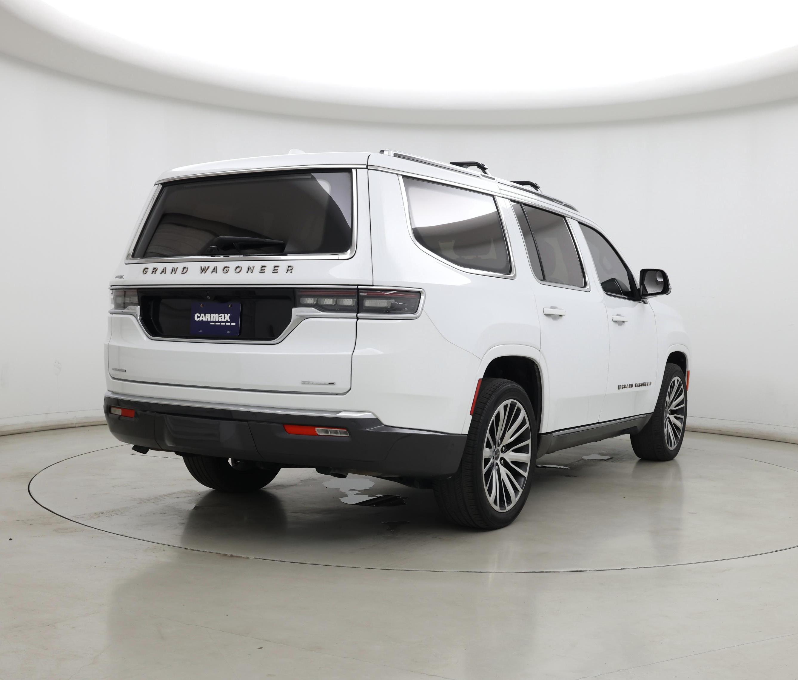 Thumbnail: 2022 Jeep Grand Wagoneer - 8