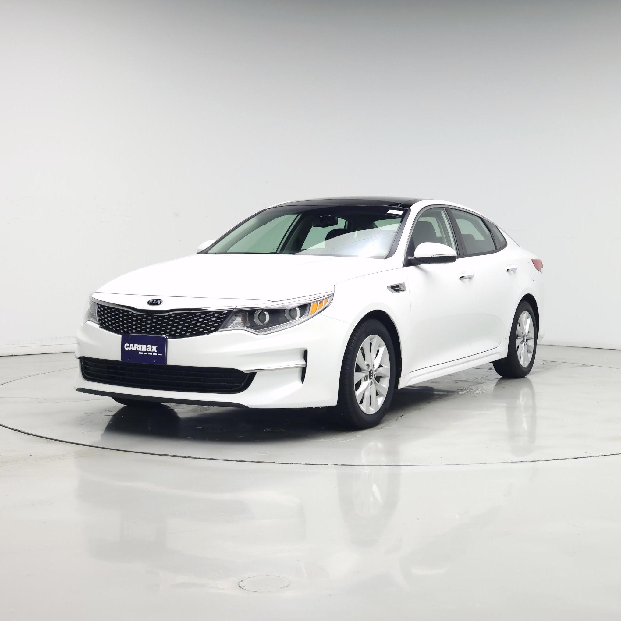 Thumbnail: 2016 Kia Optima - 4