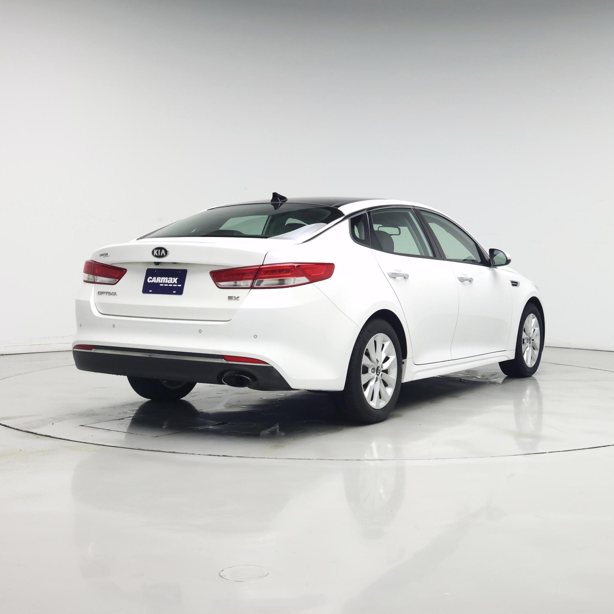 Thumbnail: 2016 Kia Optima - 8