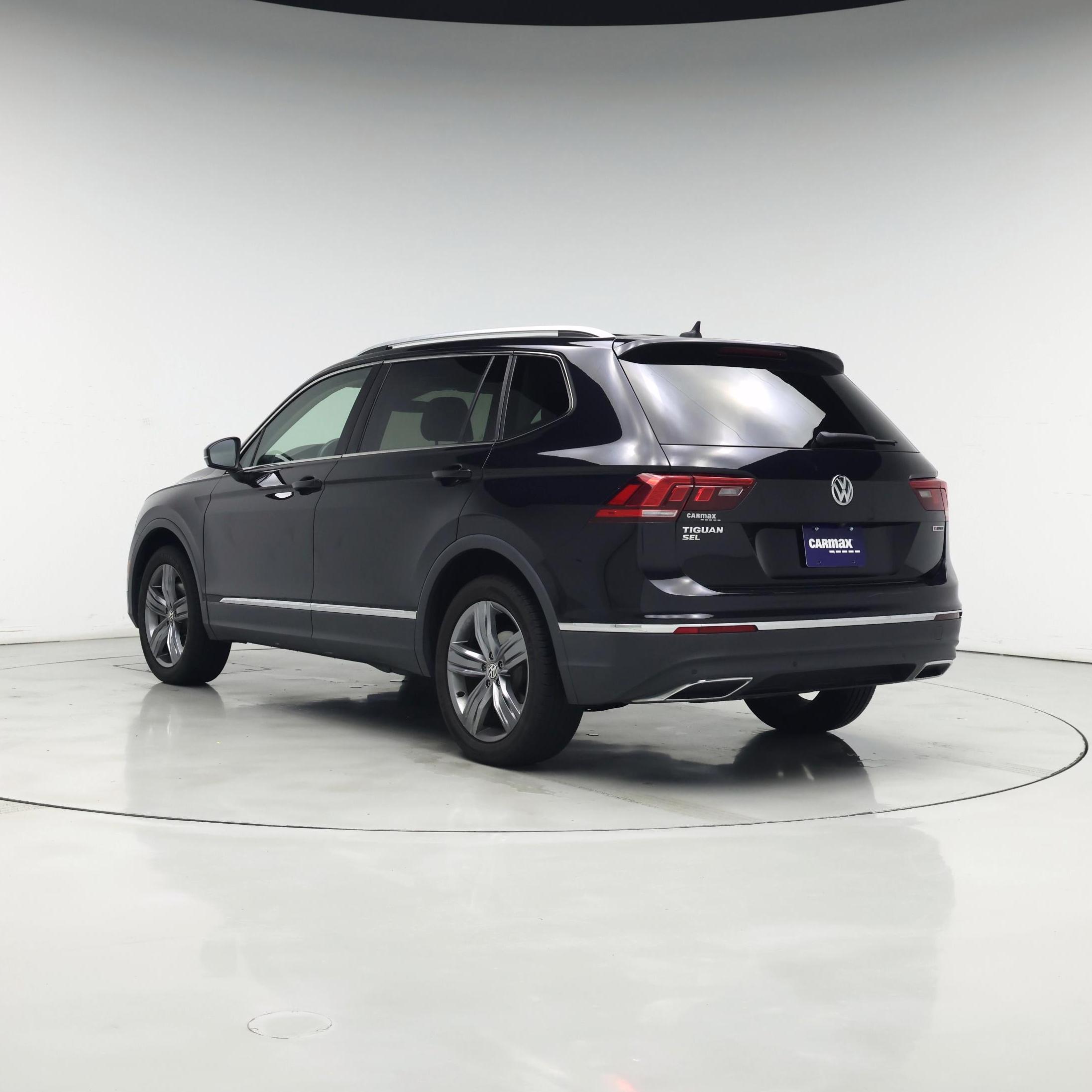 Thumbnail: 2020 Volkswagen Tiguan - 2