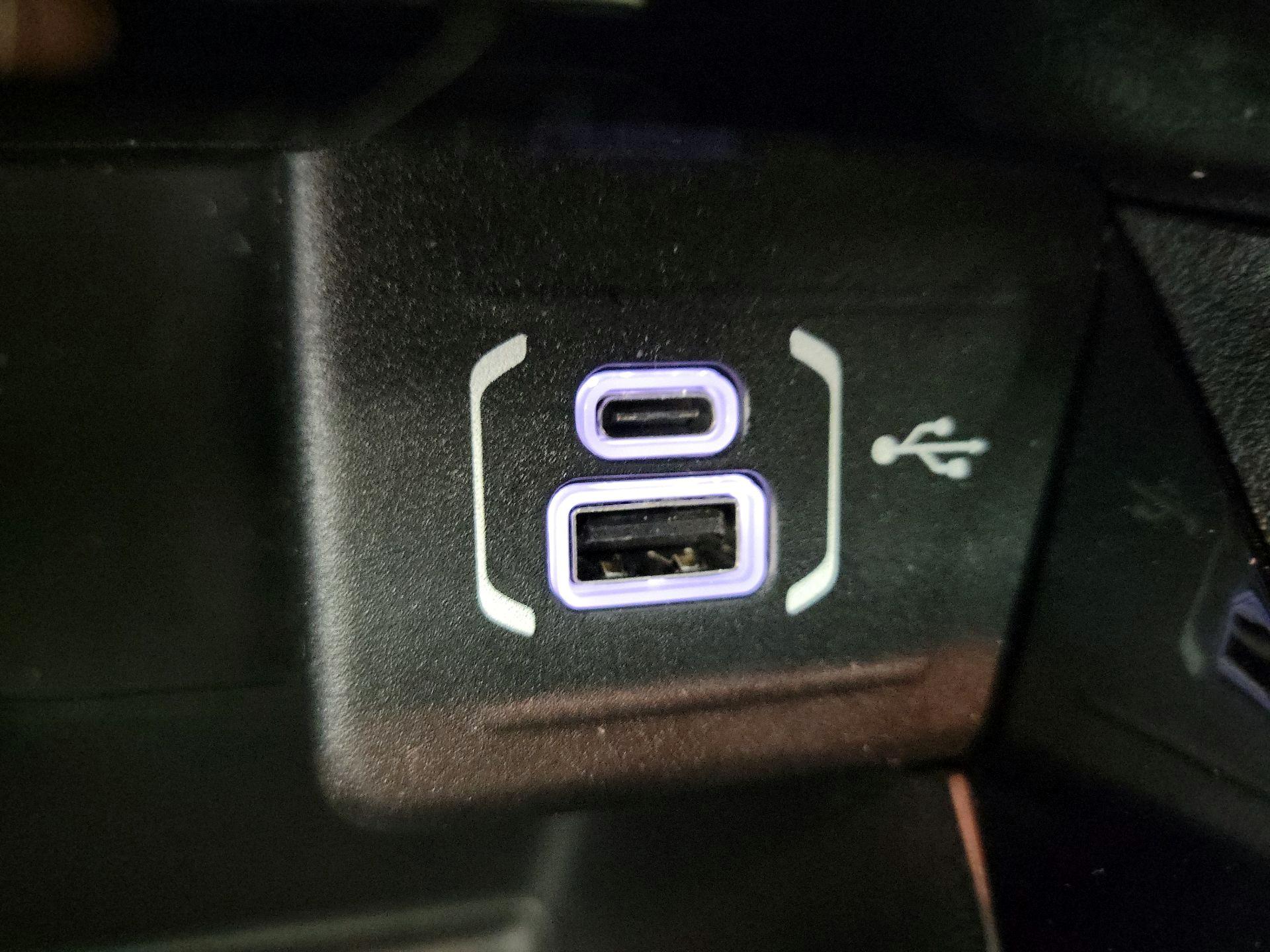 Thumbnail: 2022 Jeep Compass - 18