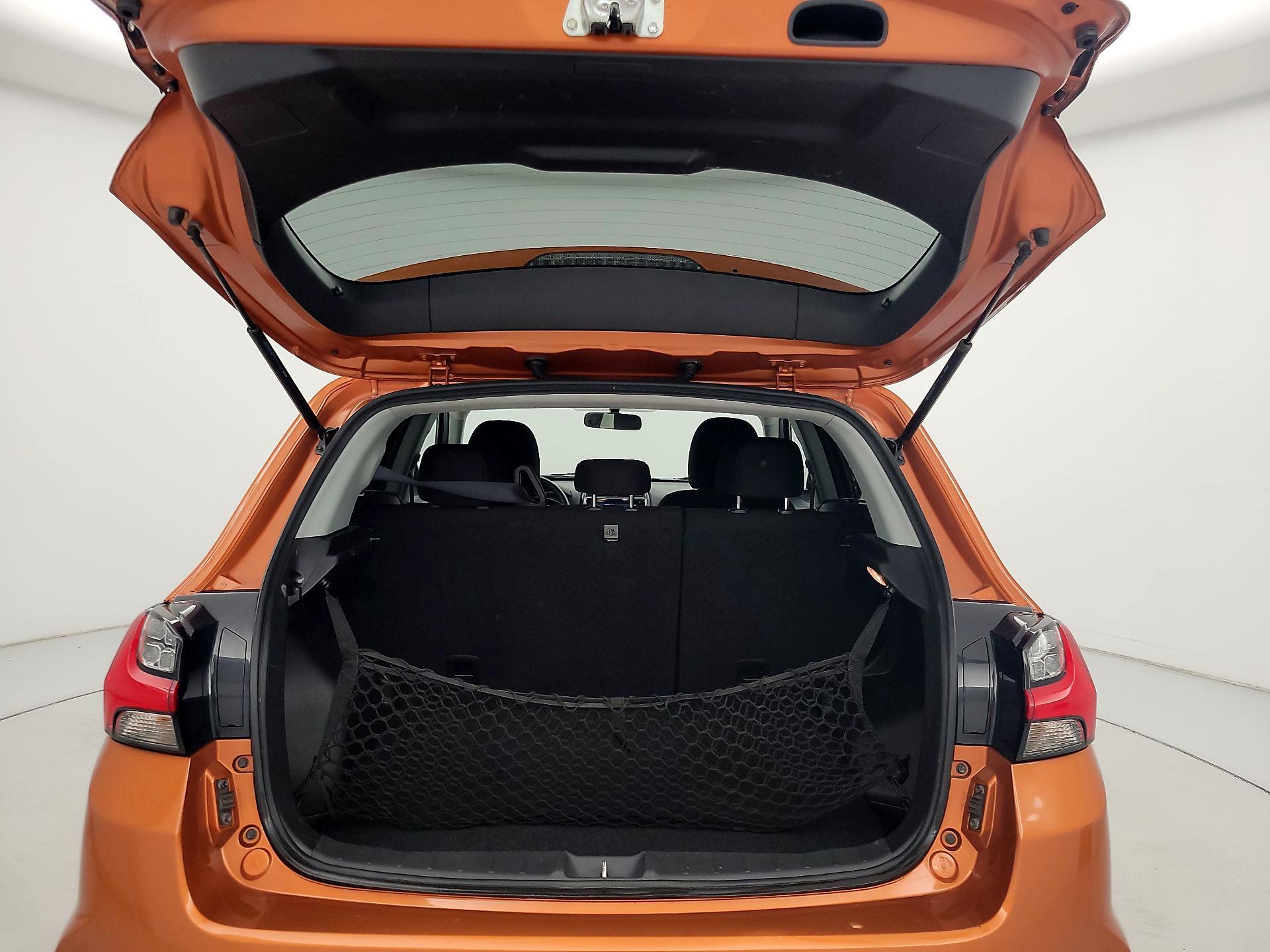 Thumbnail: 2020 Mitsubishi Outlander Sport - 20