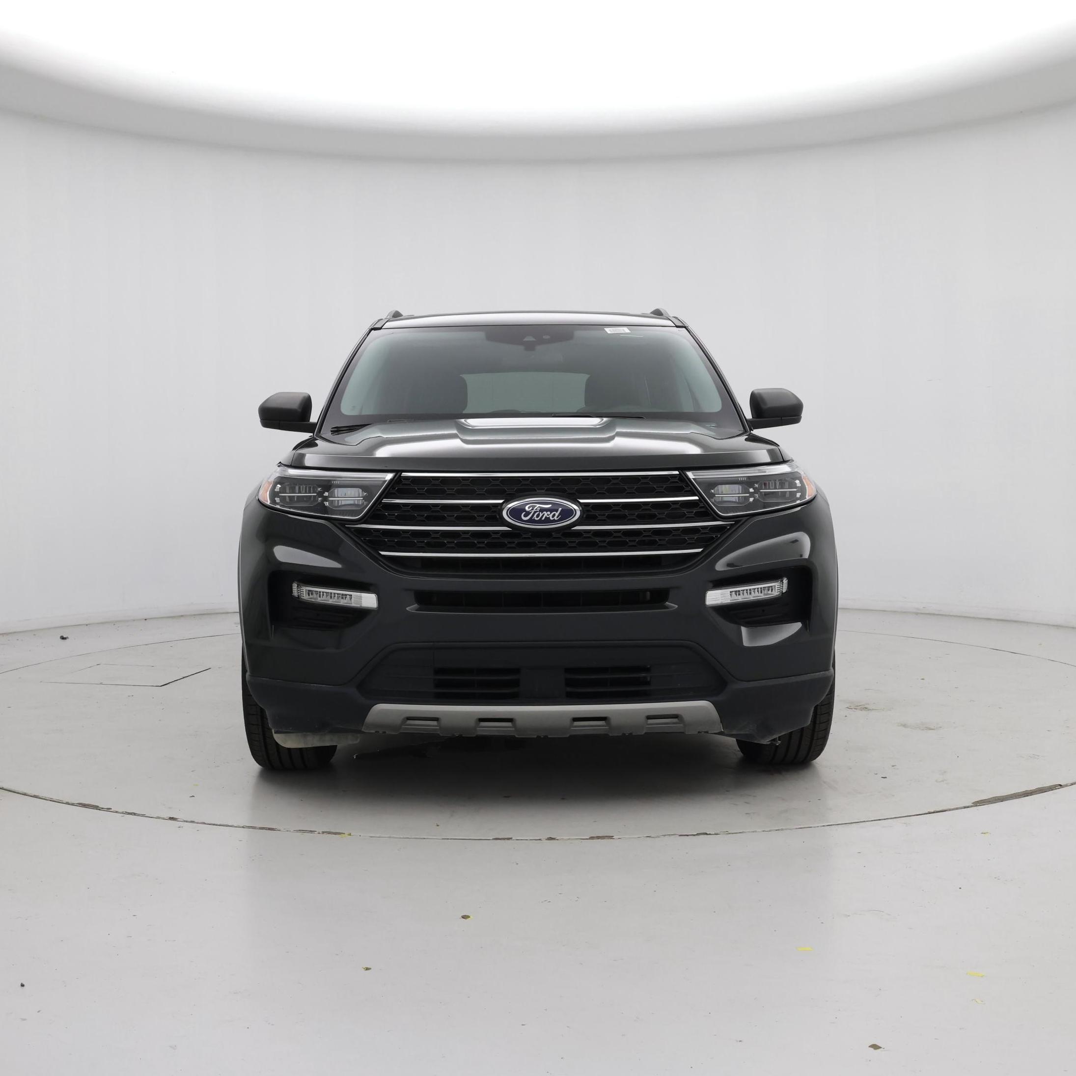 Thumbnail: 2022 Ford Explorer - 5